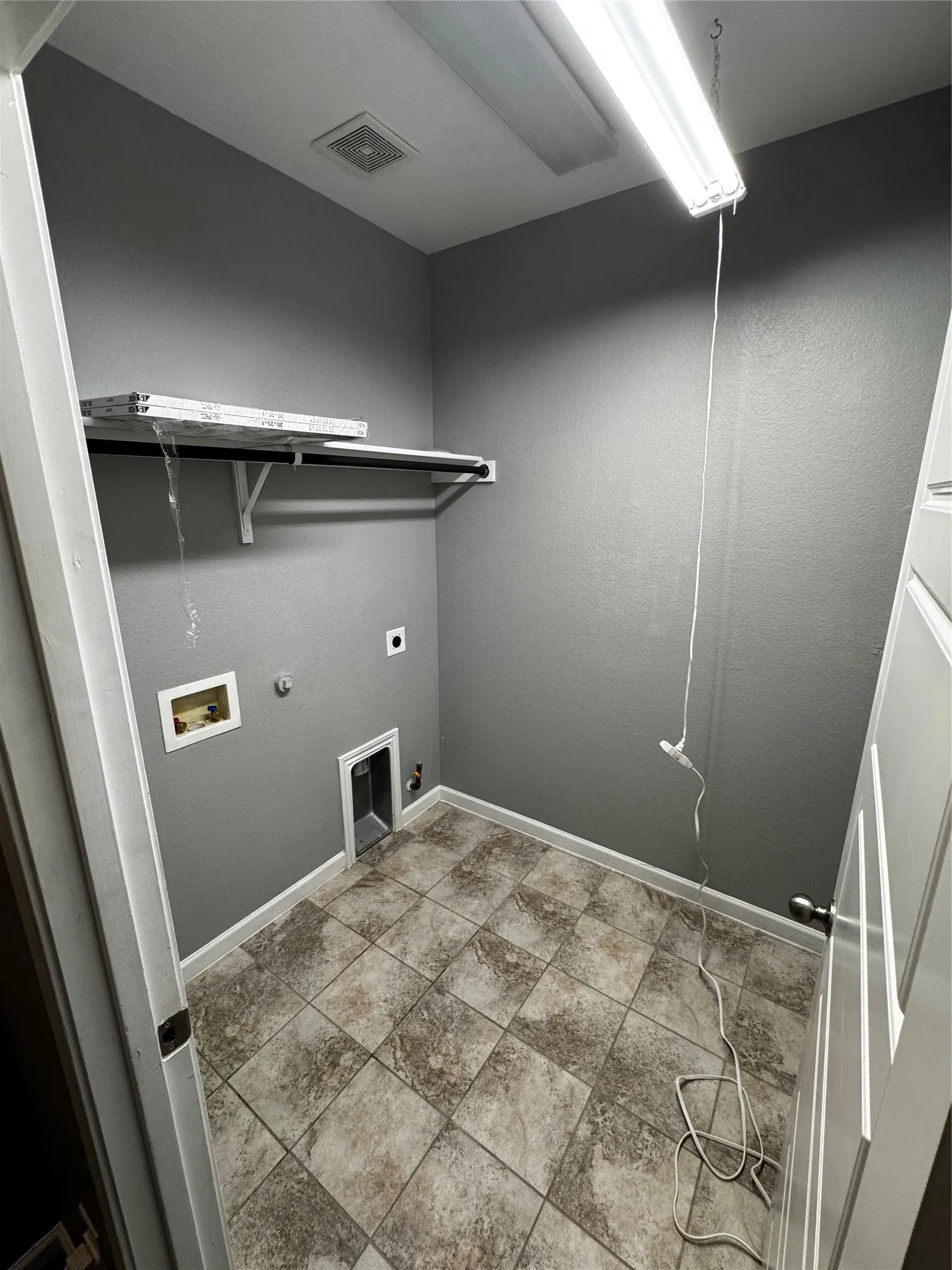 Single Family Residence For Sale in Kaufman County , 1592 Sugarberry Drive, Forney, Texas 75126, 5 Bedroom, 3 Bathroom, 3 Garage spaces, 3,086 Sqft, built in 2018, mls#21340277, Real Estate Agent in Forney, Homes For Sale in Kaufman county, Homes For Sale in Forney, Realtor in Forney Texas, Real Estate Brokerage Independent Realty Texas, Luminita Cordes Realtor