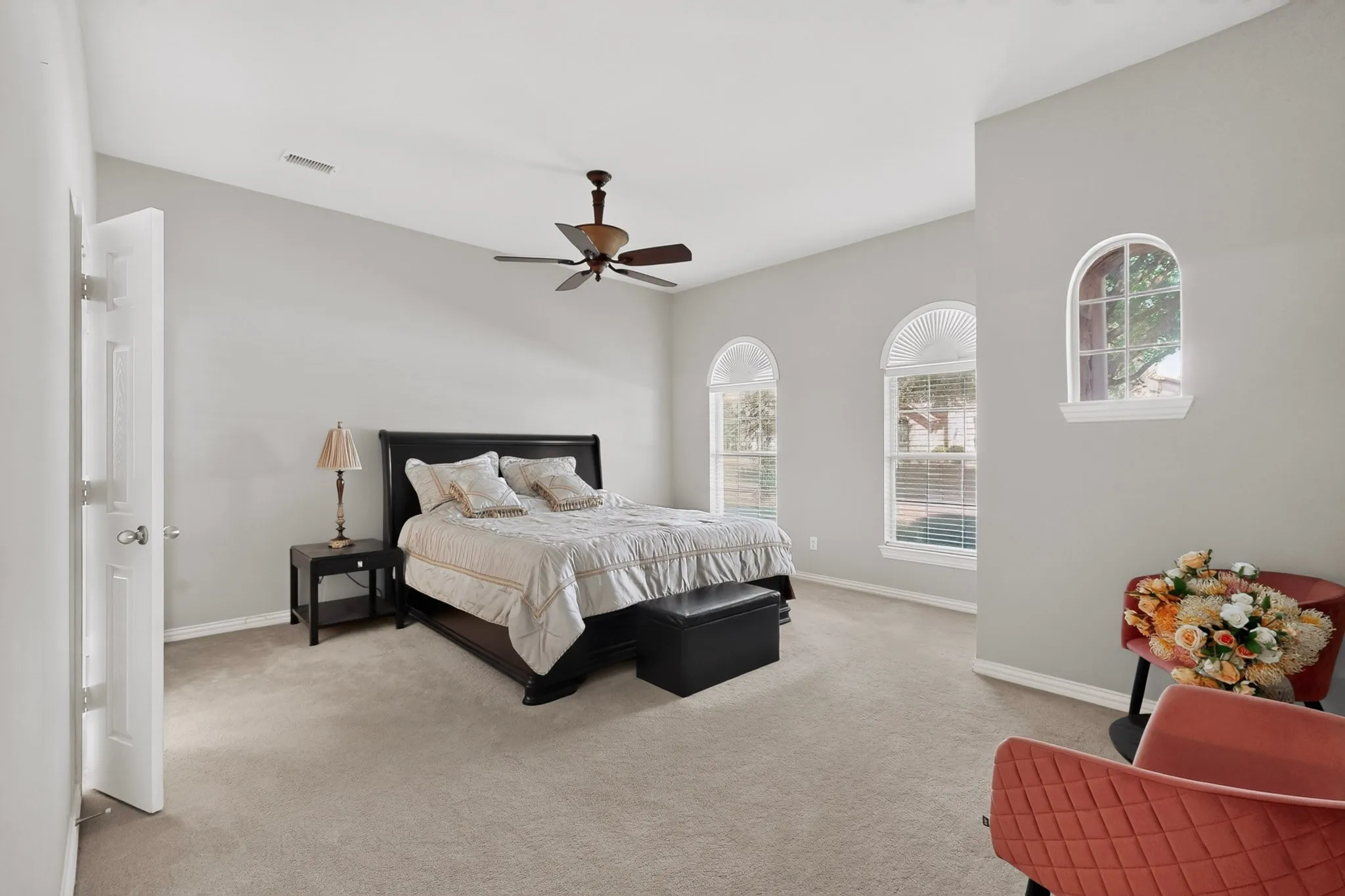 Single Family Residence For Sale in Collin County , 15827 Buffalo Creek Drive, Frisco, Texas 75035, 4 Bedroom, 4 Bathroom, 2 Garage spaces, 3,588 Sqft, built in 2004, mls#21340021, Real Estate Agent in Frisco, Homes For Sale in Collin county, Homes For Sale in Frisco, Realtor in Frisco Texas, Real Estate Brokerage Independent Realty Texas, Luminita Cordes Realtor