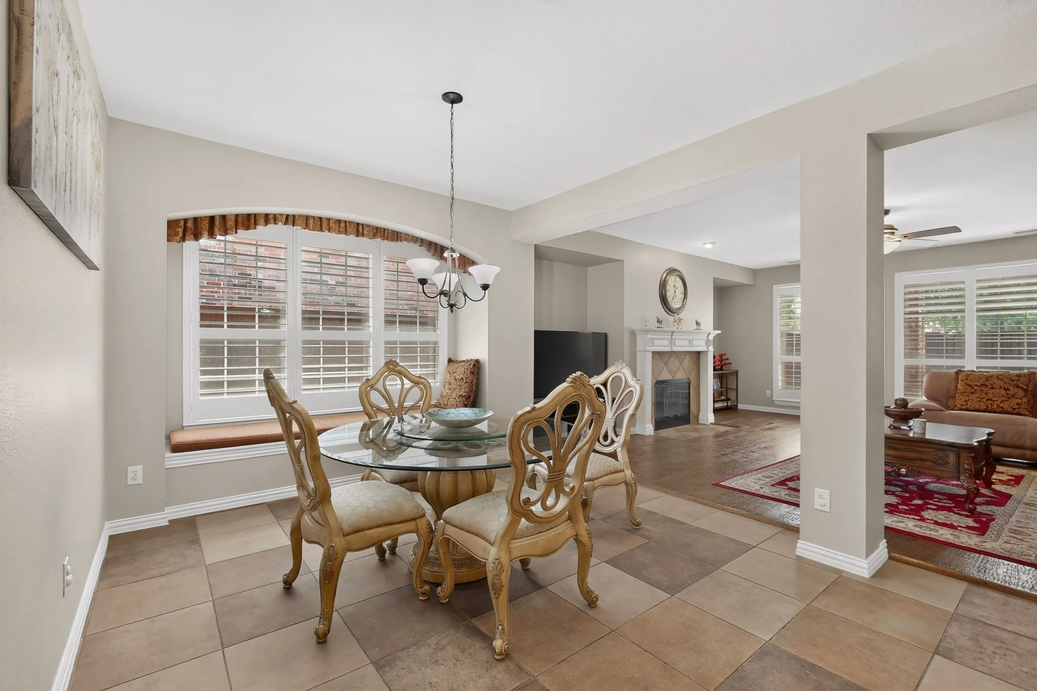 Single Family Residence For Sale in Collin County , 15827 Buffalo Creek Drive, Frisco, Texas 75035, 4 Bedroom, 4 Bathroom, 2 Garage spaces, 3,588 Sqft, built in 2004, mls#21340021, Real Estate Agent in Frisco, Homes For Sale in Collin county, Homes For Sale in Frisco, Realtor in Frisco Texas, Real Estate Brokerage Independent Realty Texas, Luminita Cordes Realtor