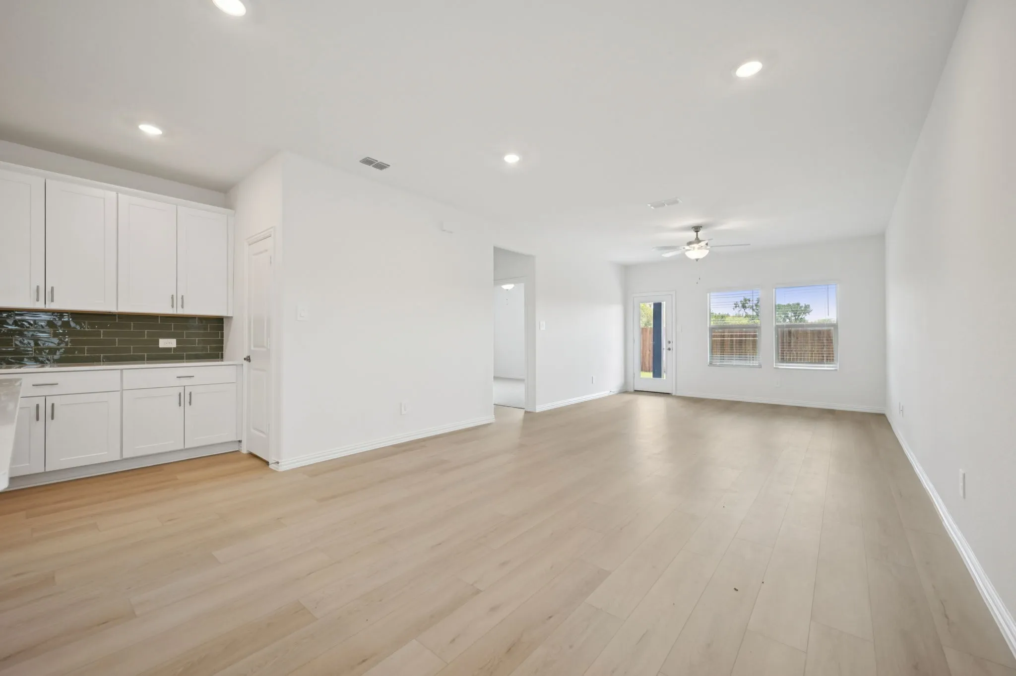 Photo is not of the actual home, but is an inspirational photo of builder’s model home and may depict options, furnishings, and/or decorator features that are not included.