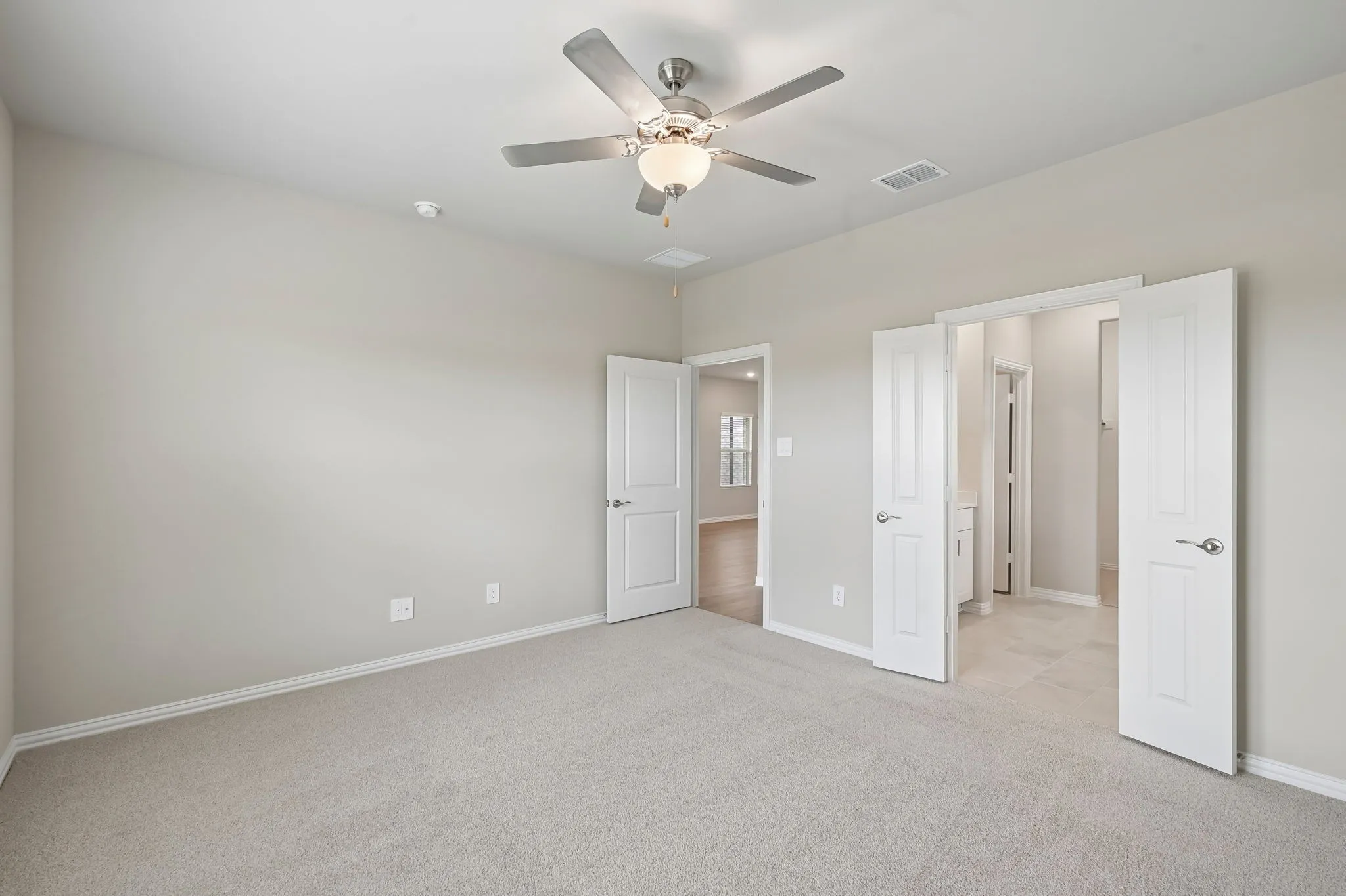 Photo is not of the actual home, but is an inspirational photo of builder’s model home and may depict options, furnishings, and/or decorator features that are not included.