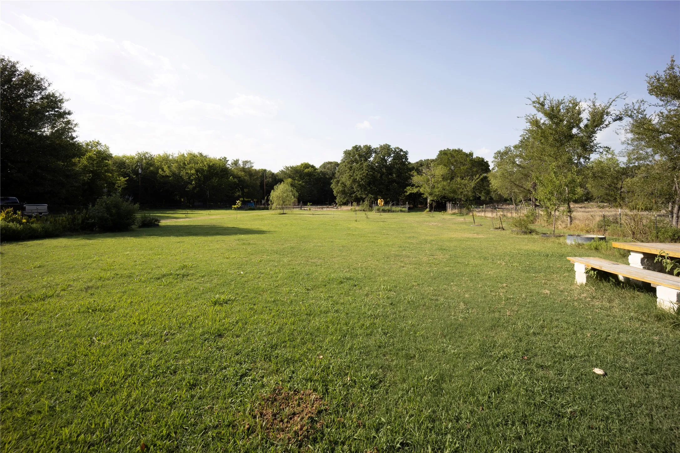 Mobile Home For Sale in Kaufman County , 15960 Four Oaks Drive, Kemp, Texas 75143, 5 Bedroom, 4 Bathroom, Garage spaces, 2,496 Sqft, built in 1995, mls#21340238, Real Estate Agent in Kemp, Homes For Sale in Kaufman county, Homes For Sale in Kemp, Realtor in Kemp Texas, Real Estate Brokerage Independent Realty Texas, Luminita Cordes Realtor
