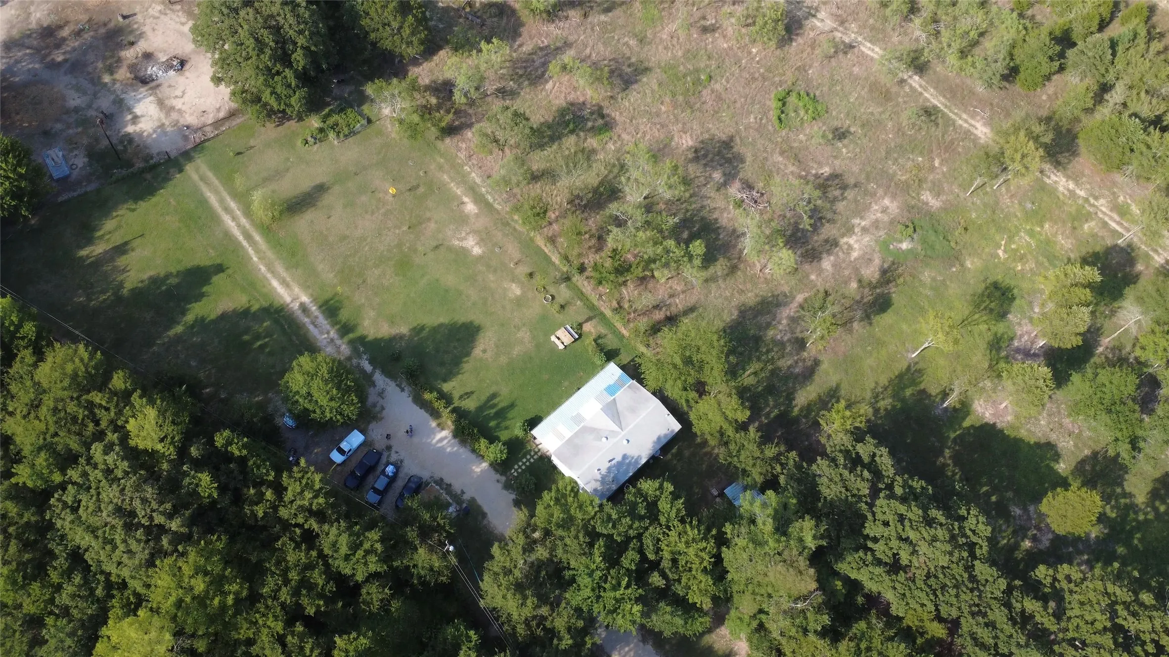 Mobile Home For Sale in Kaufman County , 15960 Four Oaks Drive, Kemp, Texas 75143, 5 Bedroom, 4 Bathroom, Garage spaces, 2,496 Sqft, built in 1995, mls#21340238, Real Estate Agent in Kemp, Homes For Sale in Kaufman county, Homes For Sale in Kemp, Realtor in Kemp Texas, Real Estate Brokerage Independent Realty Texas, Luminita Cordes Realtor