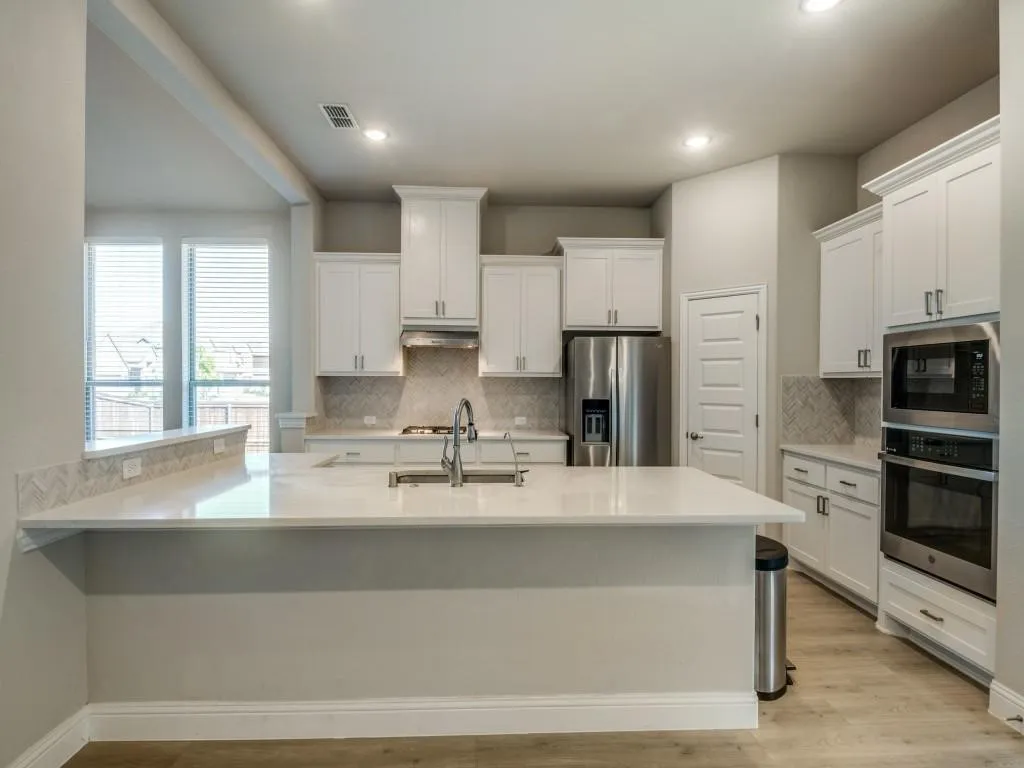 Single Family Residence For Rent in Collin County , 1112 Putman Drive, Mc Kinney, Texas 75071, 5 Bedroom, 3 Bathroom, 3 Garage spaces, 2,828 Sqft, built in 2021, mls#21340732, Real Estate Agent in Mc Kinney, Homes For Rent in Collin county, Homes For Rent in Mc Kinney, Realtor in Mc Kinney Texas, Real Estate Brokerage Independent Realty Texas, Luminita Cordes Realtor