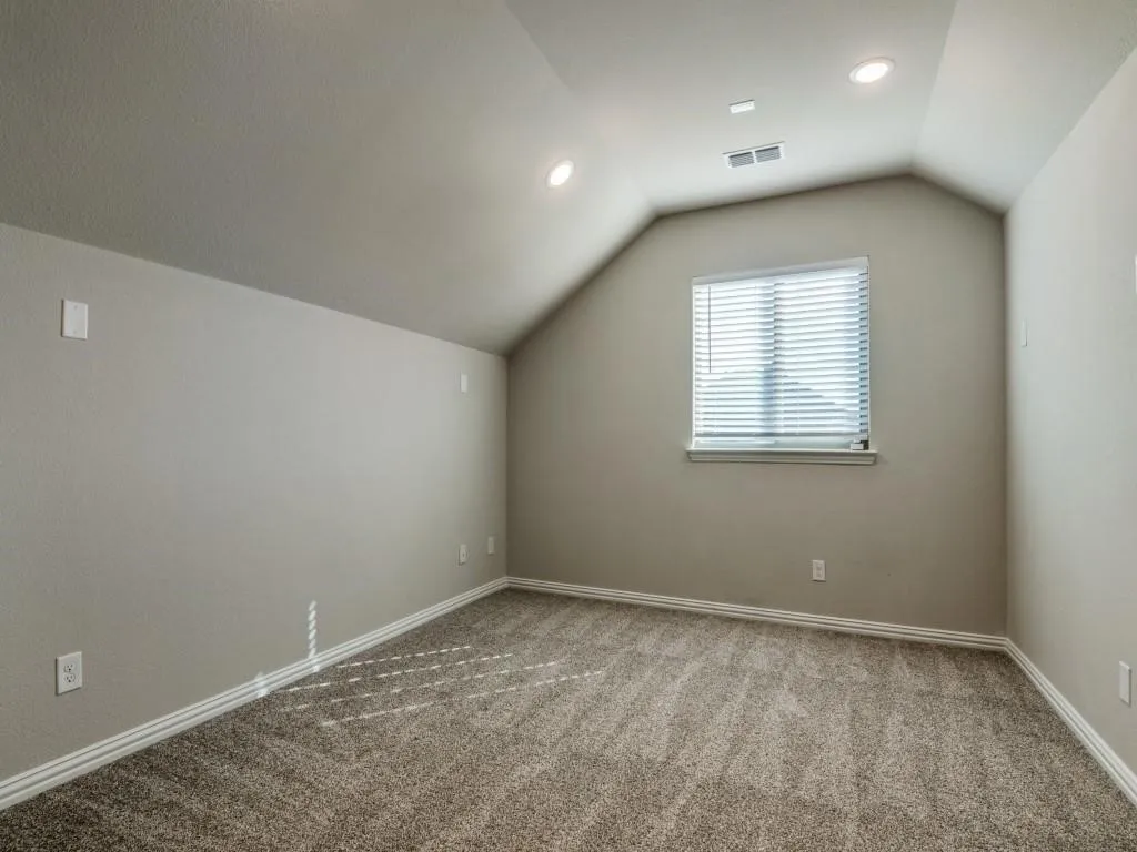 Single Family Residence For Rent in Collin County , 1112 Putman Drive, Mc Kinney, Texas 75071, 5 Bedroom, 3 Bathroom, 3 Garage spaces, 2,828 Sqft, built in 2021, mls#21340732, Real Estate Agent in Mc Kinney, Homes For Rent in Collin county, Homes For Rent in Mc Kinney, Realtor in Mc Kinney Texas, Real Estate Brokerage Independent Realty Texas, Luminita Cordes Realtor