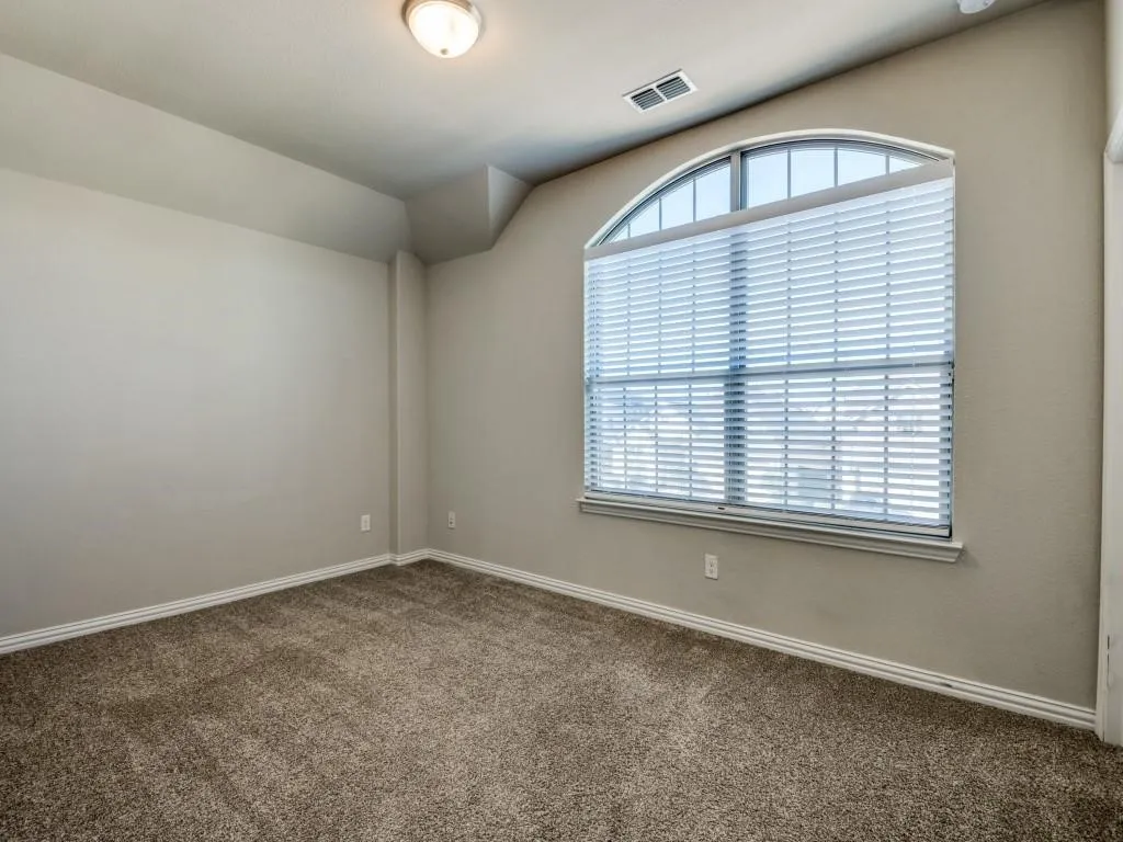 Single Family Residence For Rent in Collin County , 1112 Putman Drive, Mc Kinney, Texas 75071, 5 Bedroom, 3 Bathroom, 3 Garage spaces, 2,828 Sqft, built in 2021, mls#21340732, Real Estate Agent in Mc Kinney, Homes For Rent in Collin county, Homes For Rent in Mc Kinney, Realtor in Mc Kinney Texas, Real Estate Brokerage Independent Realty Texas, Luminita Cordes Realtor
