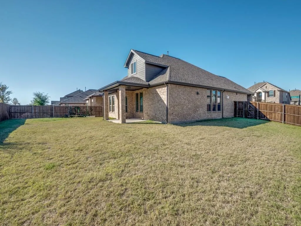 Single Family Residence For Rent in Collin County , 1112 Putman Drive, Mc Kinney, Texas 75071, 5 Bedroom, 3 Bathroom, 3 Garage spaces, 2,828 Sqft, built in 2021, mls#21340732, Real Estate Agent in Mc Kinney, Homes For Rent in Collin county, Homes For Rent in Mc Kinney, Realtor in Mc Kinney Texas, Real Estate Brokerage Independent Realty Texas, Luminita Cordes Realtor