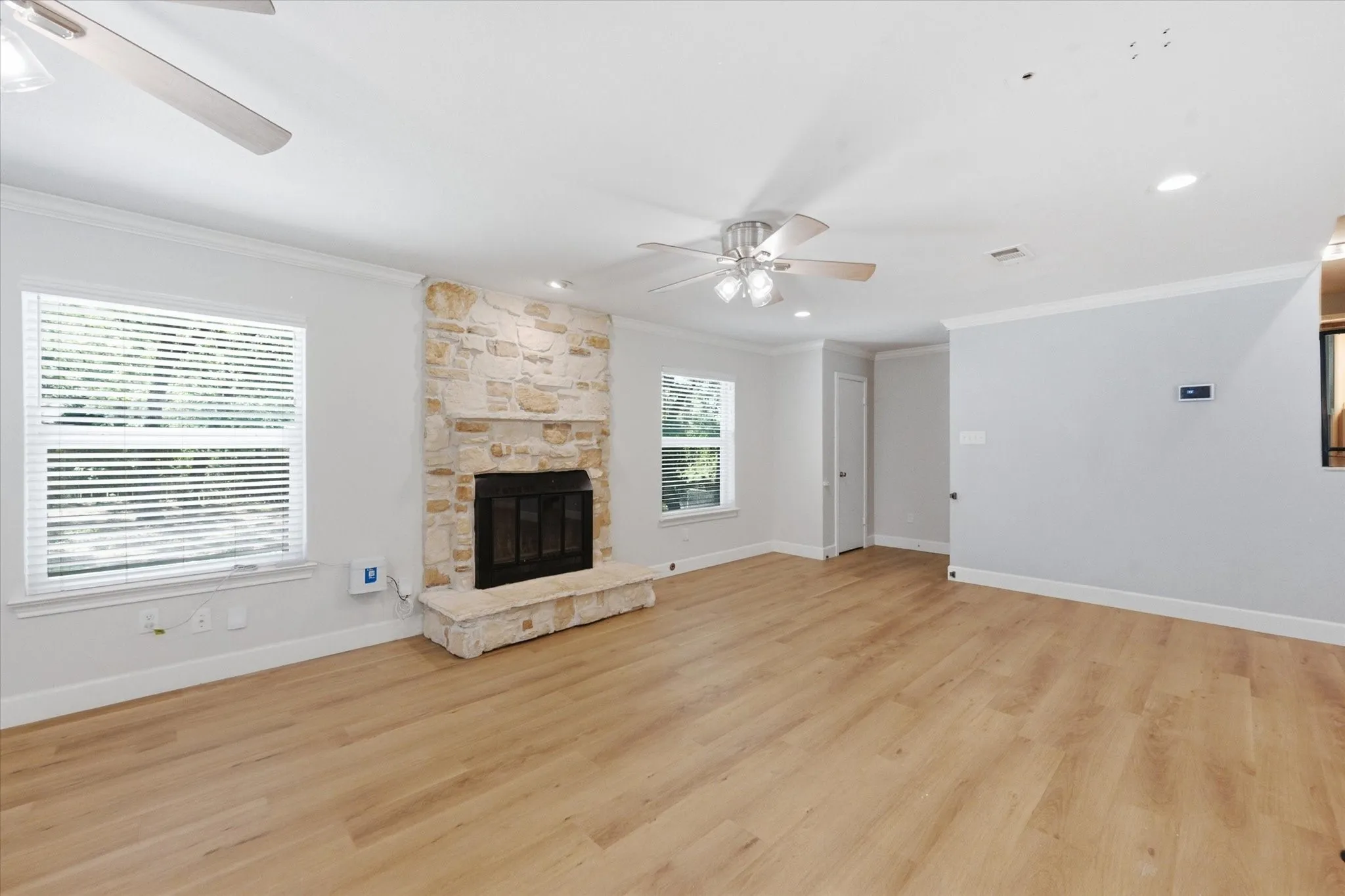 Single Family Residence For Sale in Tarrant County , 4308 Borden Drive, Arlington, Texas 76017, 3 Bedroom, 2 Bathroom, 2 Garage spaces, 2,021 Sqft, built in 1965, mls#21339551, Real Estate Agent in Arlington, Homes For Sale in Tarrant county, Homes For Sale in Arlington, Realtor in Arlington Texas, Real Estate Brokerage Independent Realty Texas, Luminita Cordes Realtor