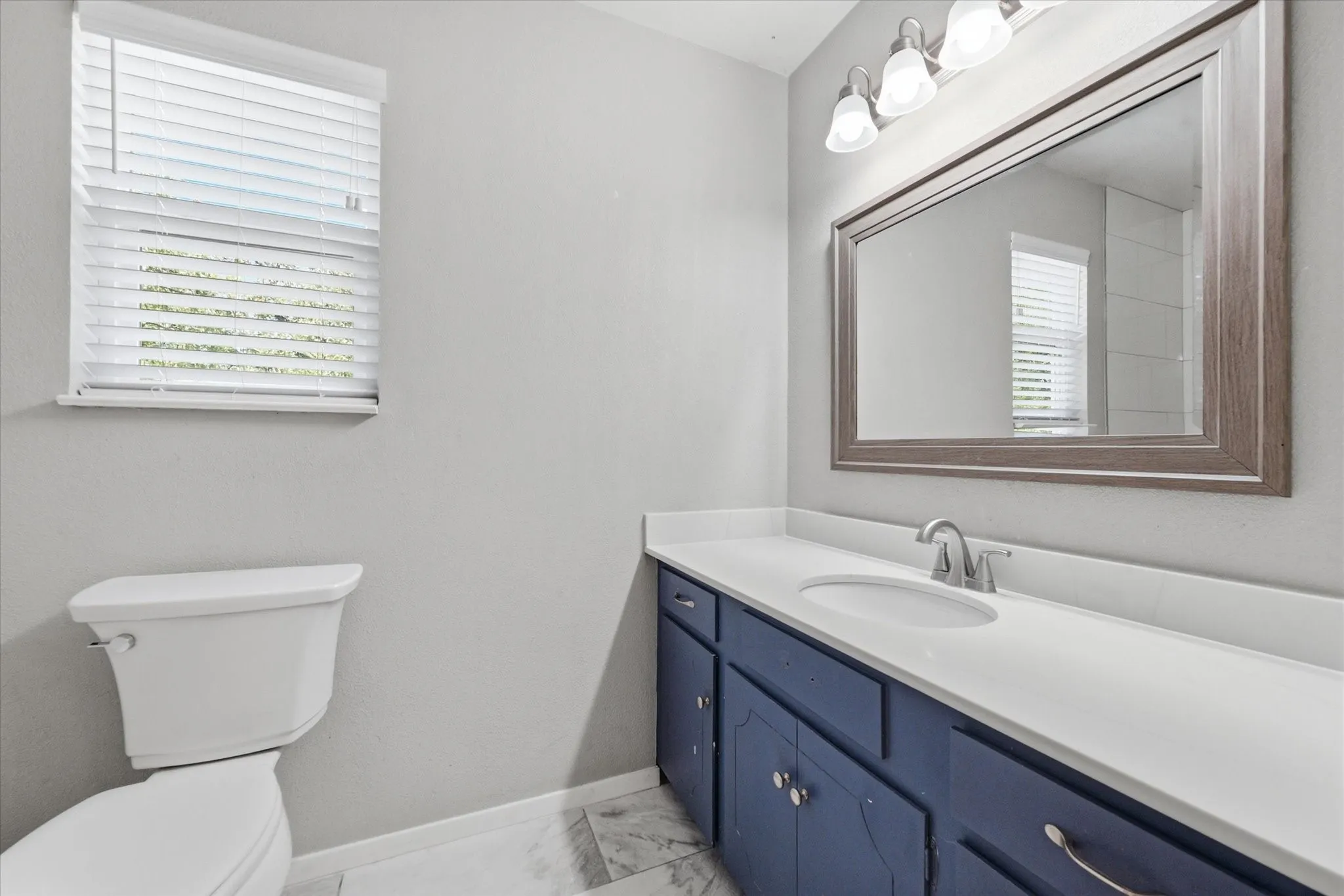 Single Family Residence For Sale in Tarrant County , 4308 Borden Drive, Arlington, Texas 76017, 3 Bedroom, 2 Bathroom, 2 Garage spaces, 2,021 Sqft, built in 1965, mls#21339551, Real Estate Agent in Arlington, Homes For Sale in Tarrant county, Homes For Sale in Arlington, Realtor in Arlington Texas, Real Estate Brokerage Independent Realty Texas, Luminita Cordes Realtor