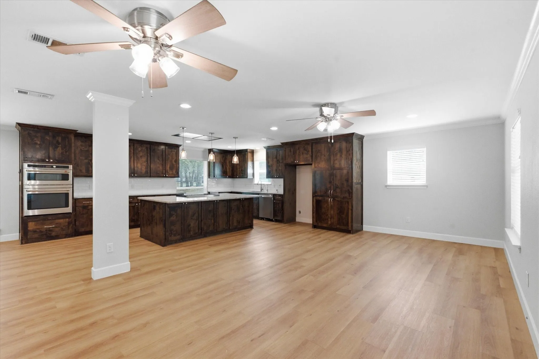 Single Family Residence For Sale in Tarrant County , 4308 Borden Drive, Arlington, Texas 76017, 3 Bedroom, 2 Bathroom, 2 Garage spaces, 2,021 Sqft, built in 1965, mls#21339551, Real Estate Agent in Arlington, Homes For Sale in Tarrant county, Homes For Sale in Arlington, Realtor in Arlington Texas, Real Estate Brokerage Independent Realty Texas, Luminita Cordes Realtor