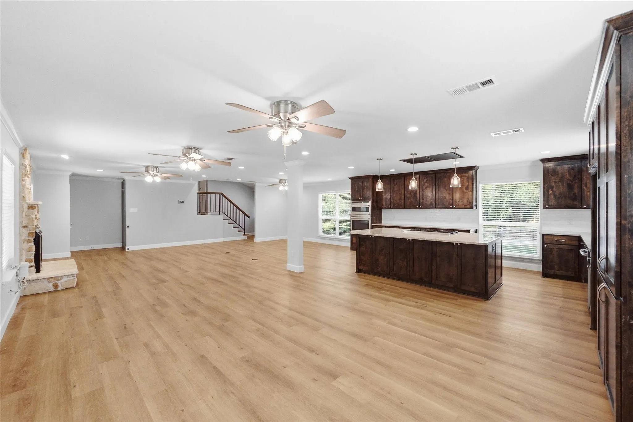 Single Family Residence For Sale in Tarrant County , 4308 Borden Drive, Arlington, Texas 76017, 3 Bedroom, 2 Bathroom, 2 Garage spaces, 2,021 Sqft, built in 1965, mls#21339551, Real Estate Agent in Arlington, Homes For Sale in Tarrant county, Homes For Sale in Arlington, Realtor in Arlington Texas, Real Estate Brokerage Independent Realty Texas, Luminita Cordes Realtor