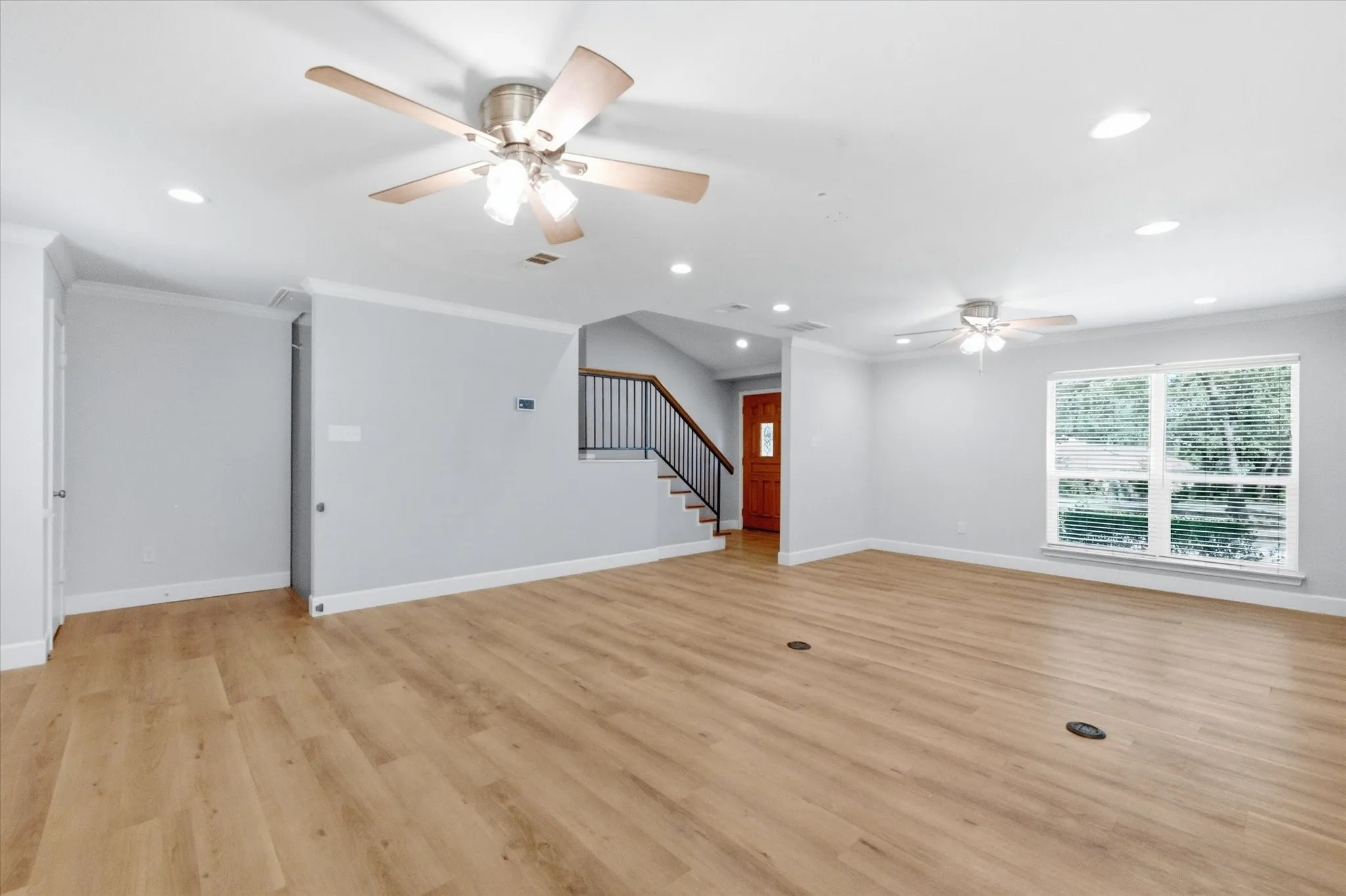 Single Family Residence For Sale in Tarrant County , 4308 Borden Drive, Arlington, Texas 76017, 3 Bedroom, 2 Bathroom, 2 Garage spaces, 2,021 Sqft, built in 1965, mls#21339551, Real Estate Agent in Arlington, Homes For Sale in Tarrant county, Homes For Sale in Arlington, Realtor in Arlington Texas, Real Estate Brokerage Independent Realty Texas, Luminita Cordes Realtor