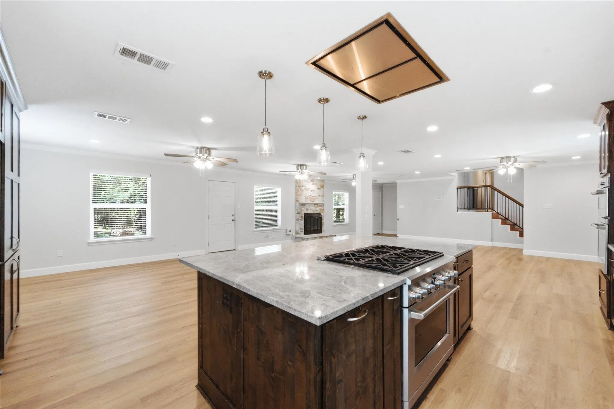 Single Family Residence For Sale in Tarrant County , 4308 Borden Drive, Arlington, Texas 76017, 3 Bedroom, 2 Bathroom, 2 Garage spaces, 2,021 Sqft, built in 1965, mls#21339551, Real Estate Agent in Arlington, Homes For Sale in Tarrant county, Homes For Sale in Arlington, Realtor in Arlington Texas, Real Estate Brokerage Independent Realty Texas, Luminita Cordes Realtor