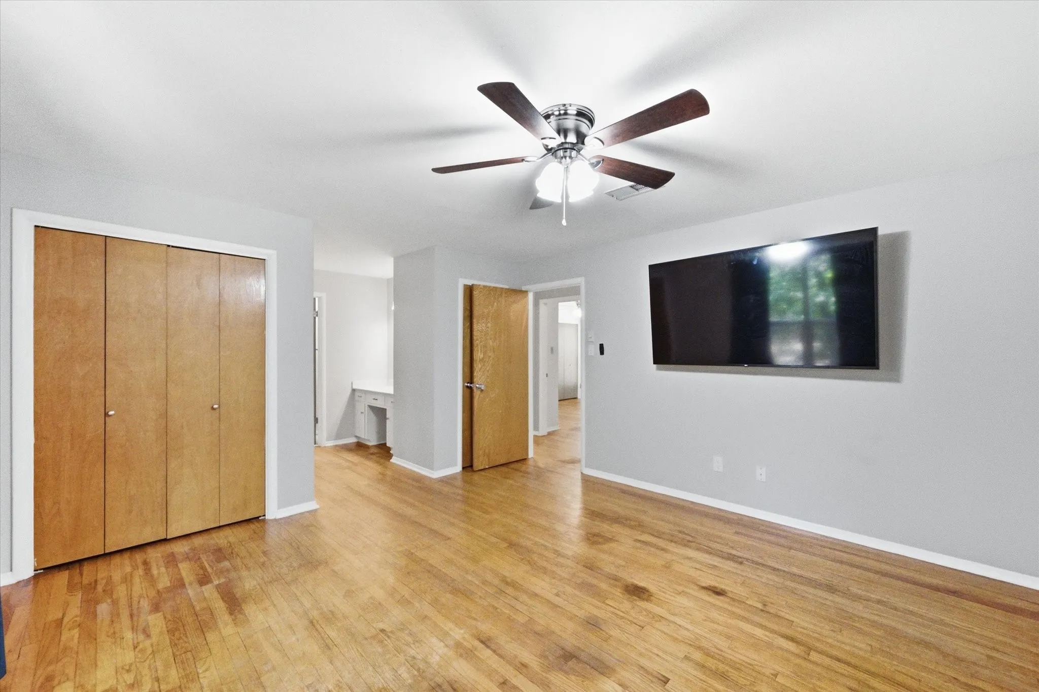 Single Family Residence For Sale in Tarrant County , 4308 Borden Drive, Arlington, Texas 76017, 3 Bedroom, 2 Bathroom, 2 Garage spaces, 2,021 Sqft, built in 1965, mls#21339551, Real Estate Agent in Arlington, Homes For Sale in Tarrant county, Homes For Sale in Arlington, Realtor in Arlington Texas, Real Estate Brokerage Independent Realty Texas, Luminita Cordes Realtor