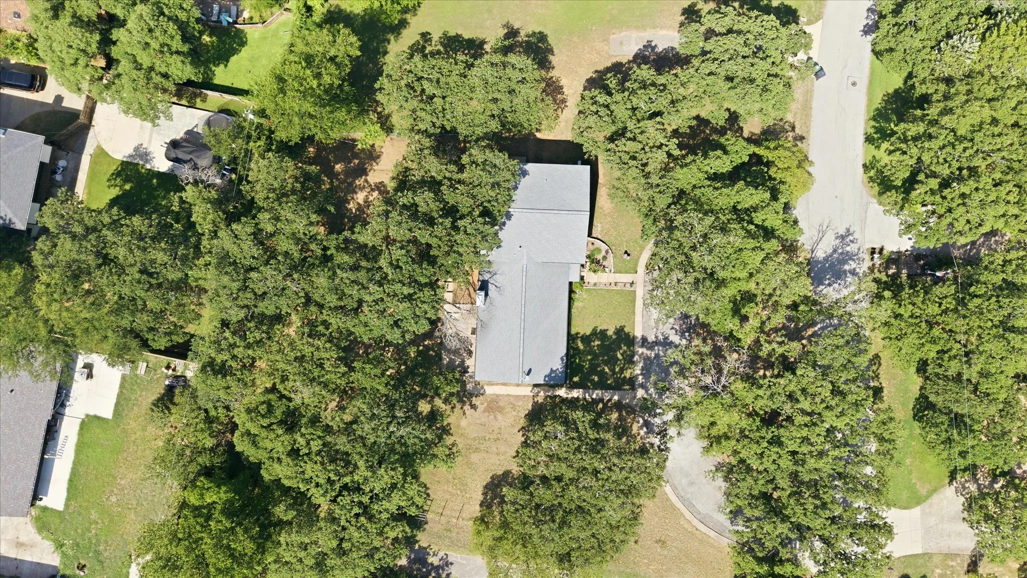 Single Family Residence For Sale in Tarrant County , 4308 Borden Drive, Arlington, Texas 76017, 3 Bedroom, 2 Bathroom, 2 Garage spaces, 2,021 Sqft, built in 1965, mls#21339551, Real Estate Agent in Arlington, Homes For Sale in Tarrant county, Homes For Sale in Arlington, Realtor in Arlington Texas, Real Estate Brokerage Independent Realty Texas, Luminita Cordes Realtor