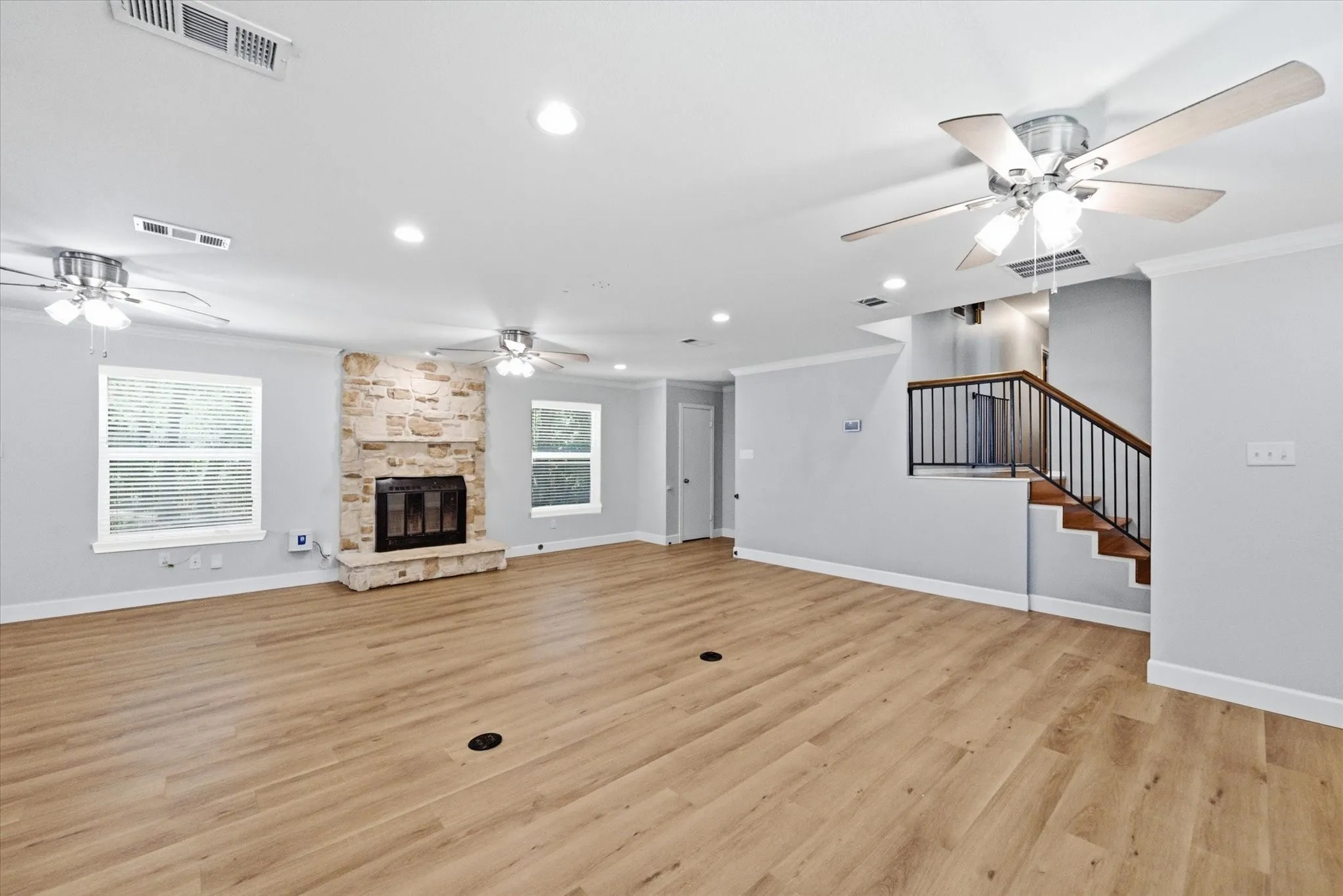 Single Family Residence For Sale in Tarrant County , 4308 Borden Drive, Arlington, Texas 76017, 3 Bedroom, 2 Bathroom, 2 Garage spaces, 2,021 Sqft, built in 1965, mls#21339551, Real Estate Agent in Arlington, Homes For Sale in Tarrant county, Homes For Sale in Arlington, Realtor in Arlington Texas, Real Estate Brokerage Independent Realty Texas, Luminita Cordes Realtor