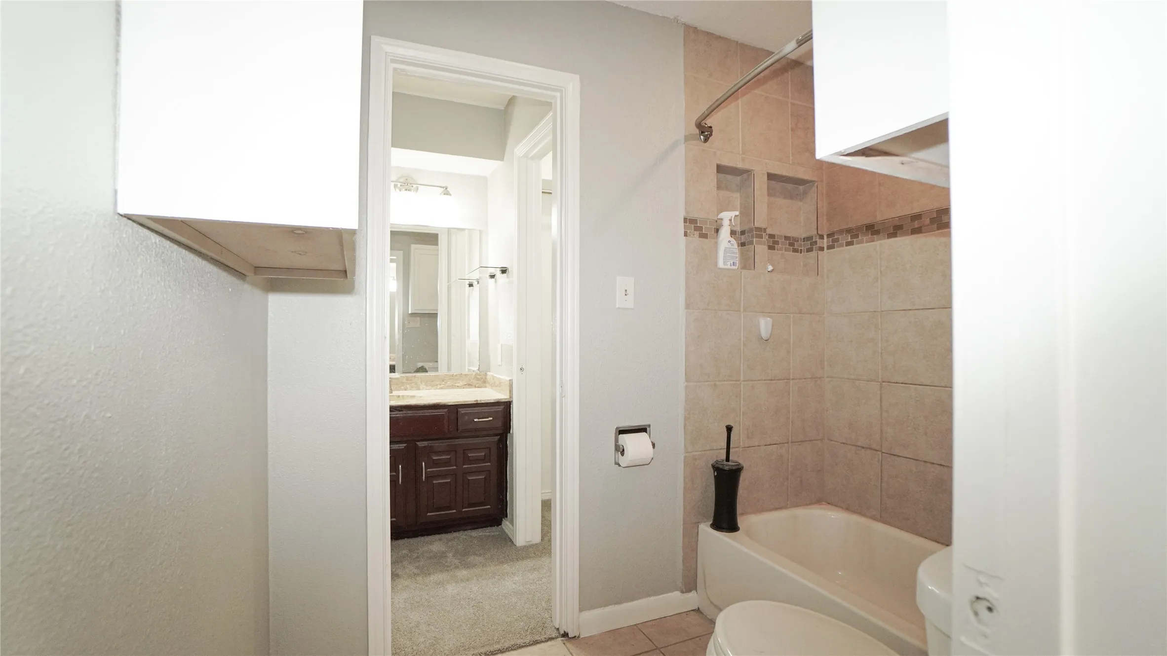 Single Family Residence For Rent in Dallas County , 7113 Ridgeview Drive, Rowlett, Texas 75089, 3 Bedroom, 2 Bathroom, 2 Garage spaces, 1,548 Sqft, built in 1978, mls#21340053, Real Estate Agent in Rowlett, Homes For Rent in Dallas county, Homes For Rent in Rowlett, Realtor in Rowlett Texas, Real Estate Brokerage Independent Realty Texas, Luminita Cordes Realtor