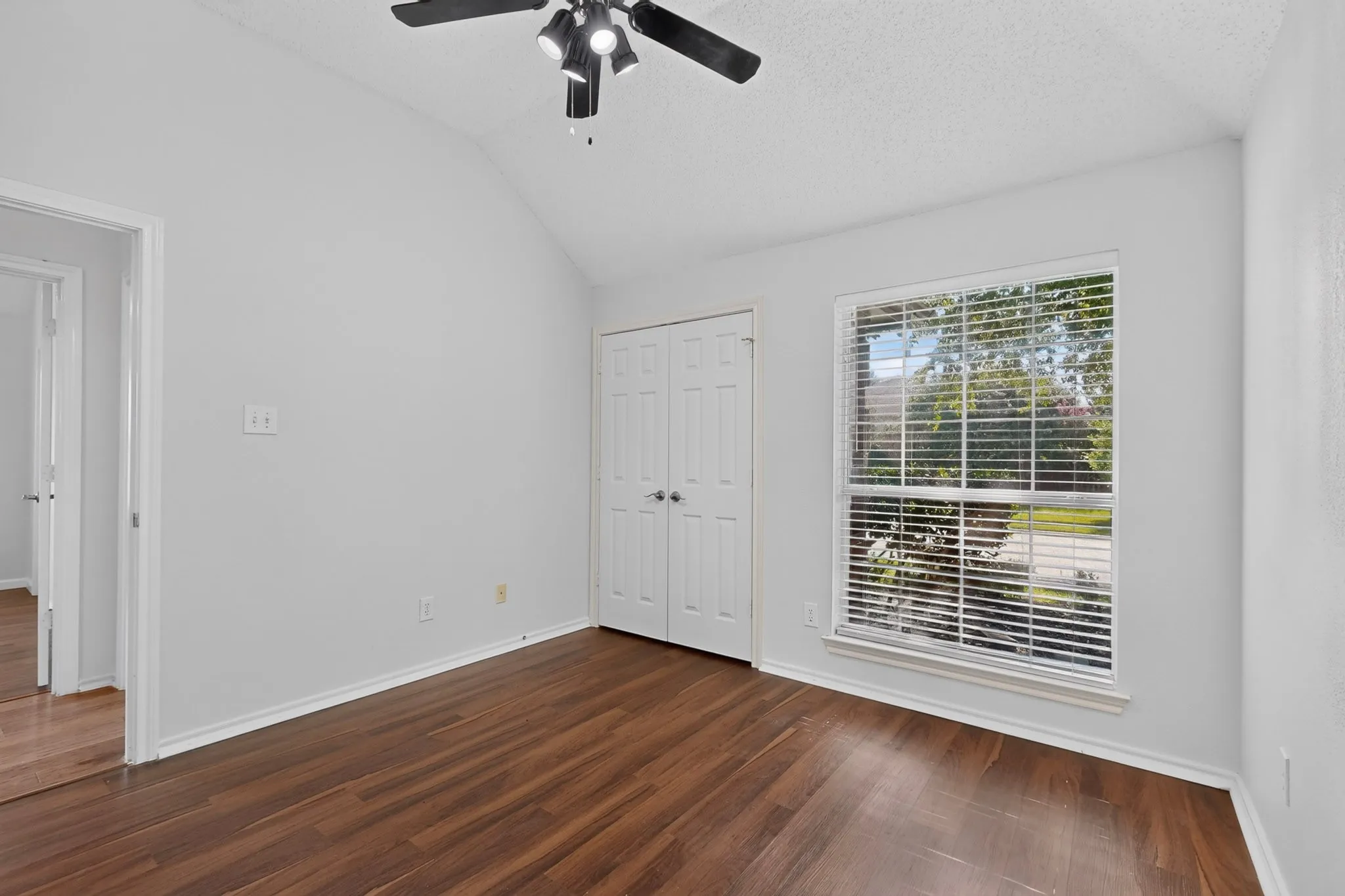Single Family Residence For Sale in Collin County , 304 Belvedere Drive, Allen, Texas 75013, 4 Bedroom, 3 Bathroom, 2 Garage spaces, 2,293 Sqft, built in 1994, mls#21341062, Real Estate Agent in Allen, Homes For Sale in Collin county, Homes For Sale in Allen, Realtor in Allen Texas, Real Estate Brokerage Independent Realty Texas, Luminita Cordes Realtor