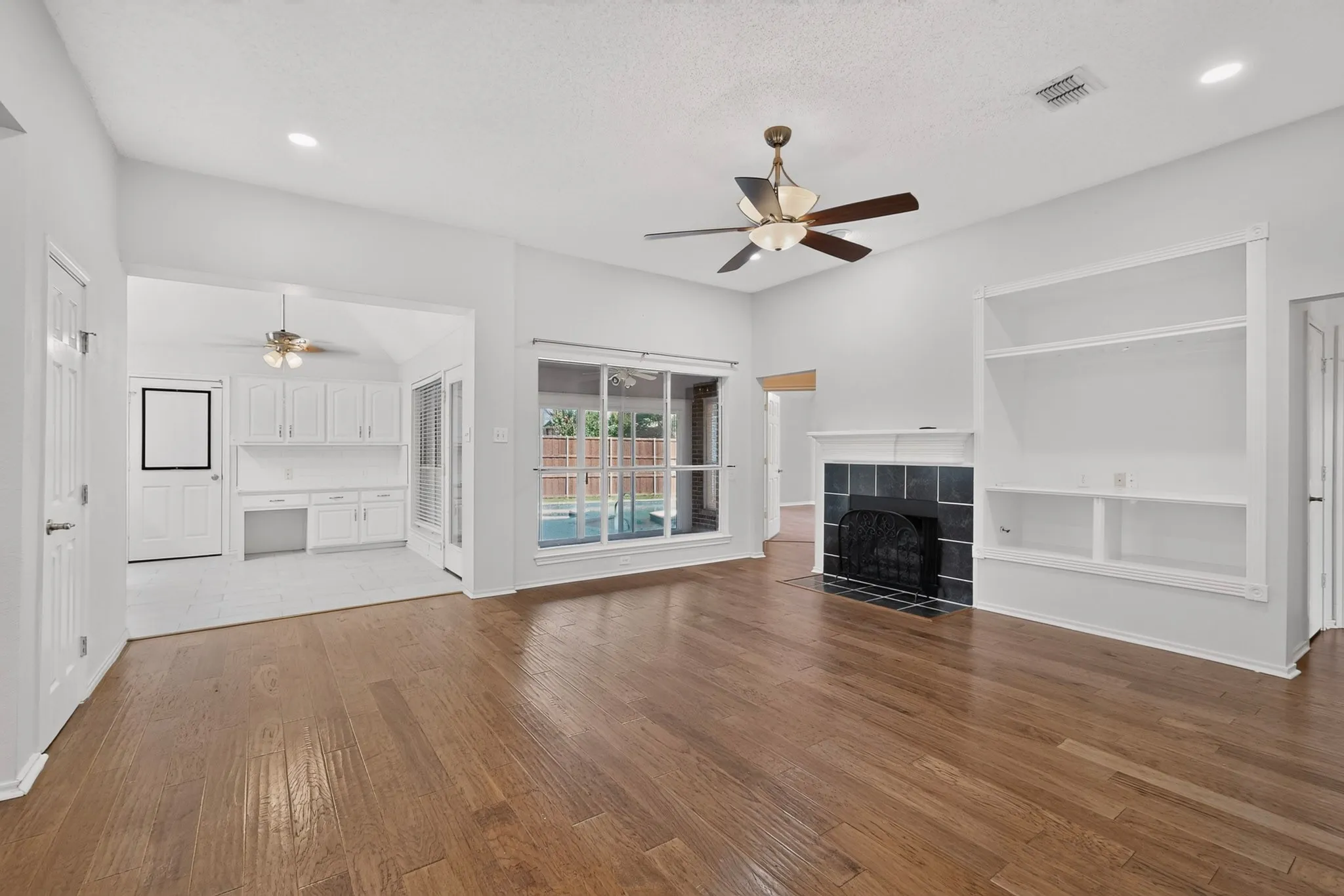 Single Family Residence For Sale in Collin County , 304 Belvedere Drive, Allen, Texas 75013, 4 Bedroom, 3 Bathroom, 2 Garage spaces, 2,293 Sqft, built in 1994, mls#21341062, Real Estate Agent in Allen, Homes For Sale in Collin county, Homes For Sale in Allen, Realtor in Allen Texas, Real Estate Brokerage Independent Realty Texas, Luminita Cordes Realtor