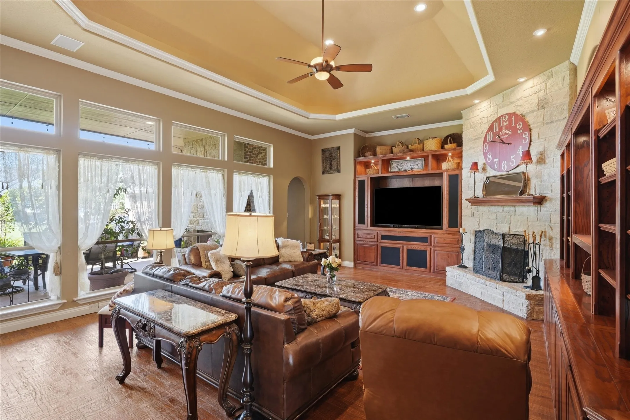 Single Family Residence For Sale in Parker County , 108 Concorde Circle, Cresson, Texas 76035, 3 Bedroom, 3 Bathroom, 3 Garage spaces, 3,330 Sqft, built in 2006, mls#21340192, Real Estate Agent in Cresson, Homes For Sale in Parker county, Homes For Sale in Cresson, Realtor in Cresson Texas, Real Estate Brokerage Independent Realty Texas, Luminita Cordes Realtor