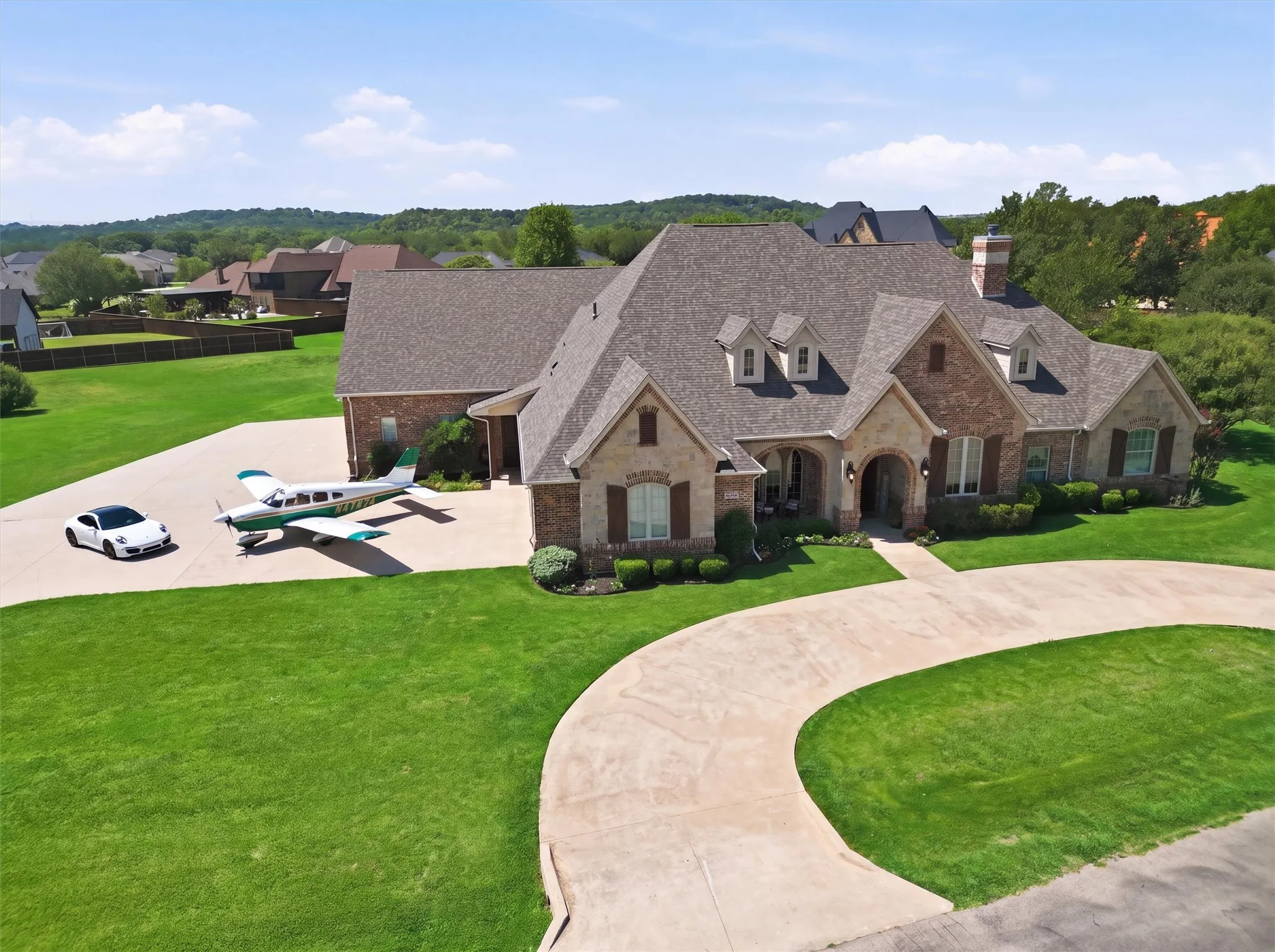 Single Family Residence For Sale in Parker County , 108 Concorde Circle, Cresson, Texas 76035, 3 Bedroom, 3 Bathroom, 3 Garage spaces, 3,330 Sqft, built in 2006, mls#21340192, Real Estate Agent in Cresson, Homes For Sale in Parker county, Homes For Sale in Cresson, Realtor in Cresson Texas, Real Estate Brokerage Independent Realty Texas, Luminita Cordes Realtor
