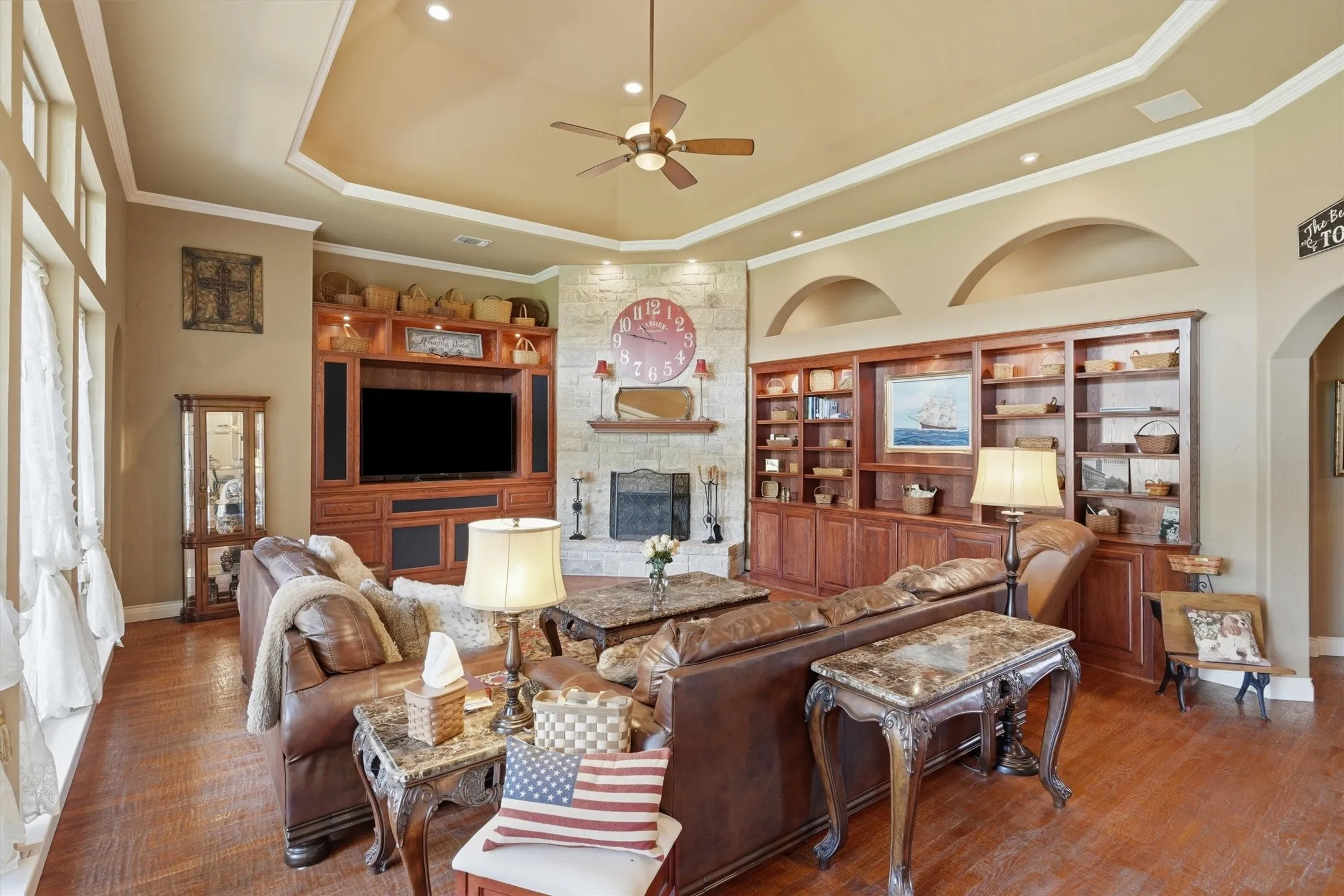 Single Family Residence For Sale in Parker County , 108 Concorde Circle, Cresson, Texas 76035, 3 Bedroom, 3 Bathroom, 3 Garage spaces, 3,330 Sqft, built in 2006, mls#21340192, Real Estate Agent in Cresson, Homes For Sale in Parker county, Homes For Sale in Cresson, Realtor in Cresson Texas, Real Estate Brokerage Independent Realty Texas, Luminita Cordes Realtor