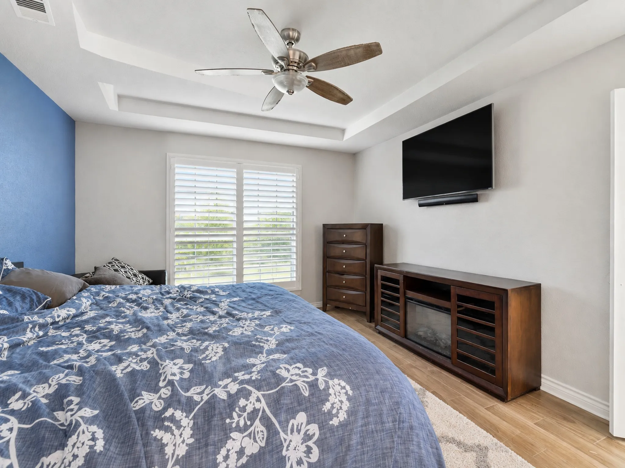 Single Family Residence For Sale in Collin County , 2416 Peachtree Lane, Plano, Texas 75074, 3 Bedroom, 2 Bathroom, 2 Garage spaces, 2,204 Sqft, built in 1980, mls#21335896, Real Estate Agent in Plano, Homes For Sale in Collin county, Homes For Sale in Plano, Realtor in Plano Texas, Real Estate Brokerage Independent Realty Texas, Luminita Cordes Realtor