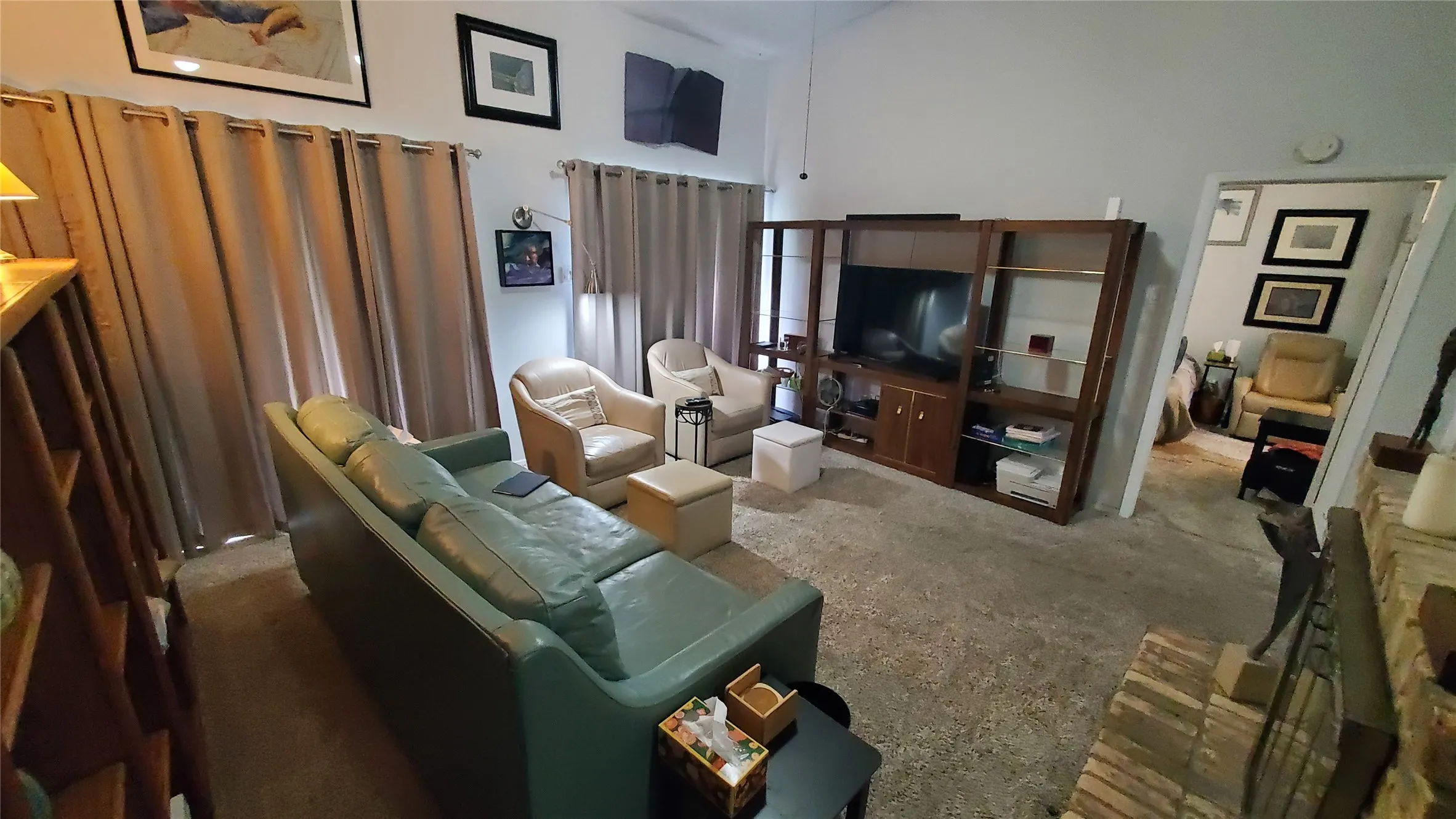 Condominium For Sale in Dallas County , 834 Pebble Beach Drive, Garland, Texas 75043, 2 Bedroom, 2 Bathroom, 2 Garage spaces, 1,273 Sqft, built in 1973, mls#21339523, Real Estate Agent in Garland, Homes For Sale in Dallas county, Homes For Sale in Garland, Realtor in Garland Texas, Real Estate Brokerage Independent Realty Texas, Luminita Cordes Realtor