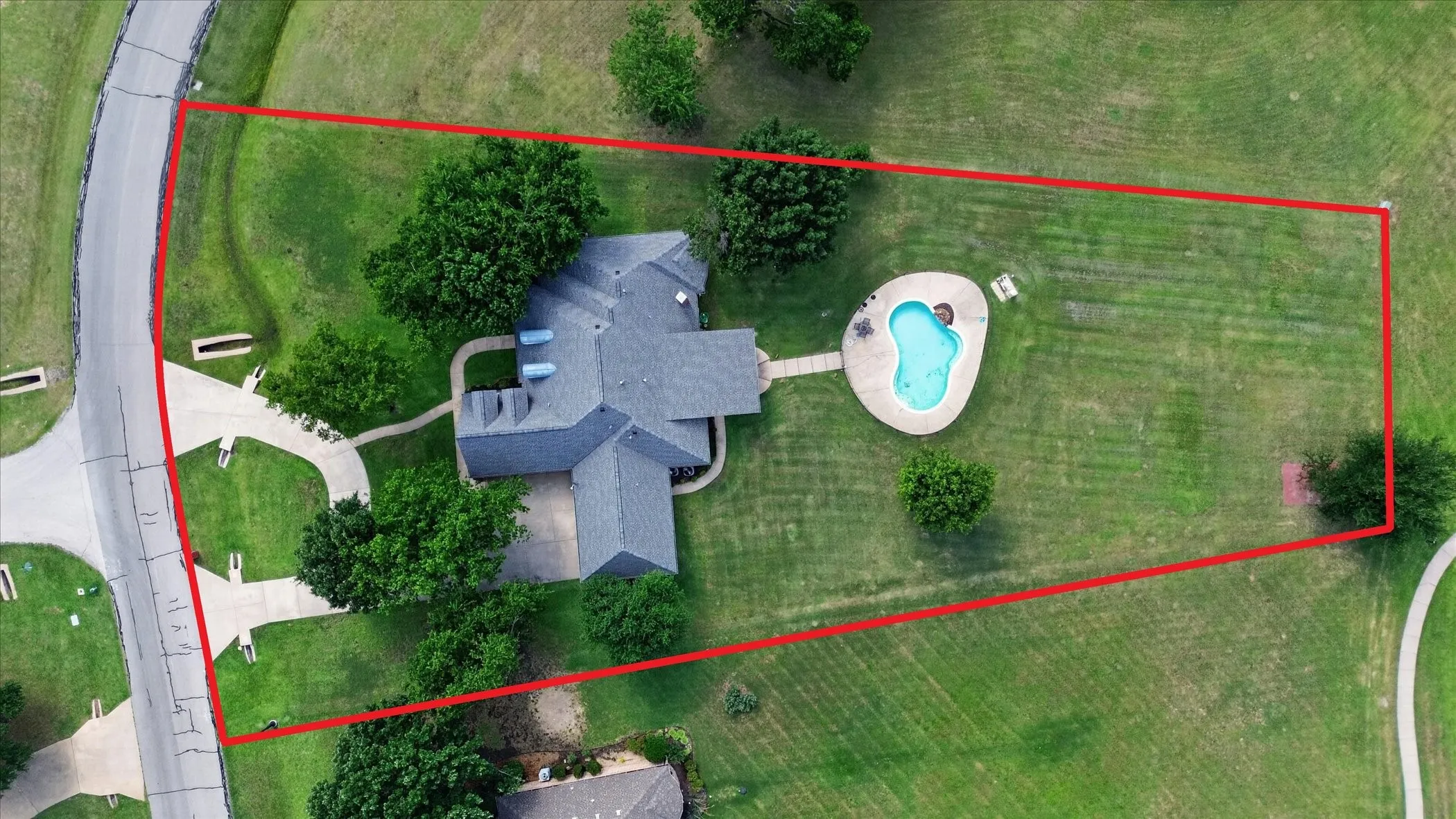 Single Family Residence For Sale in Denton County , 4409 Argyle Lane, Denton, Texas 76226, 4 Bedroom, 4 Bathroom, 3 Garage spaces, 3,005 Sqft, built in 2001, mls#21339956, Real Estate Agent in Denton, Homes For Sale in Denton county, Homes For Sale in Denton, Realtor in Denton Texas, Real Estate Brokerage Independent Realty Texas, Luminita Cordes Realtor
