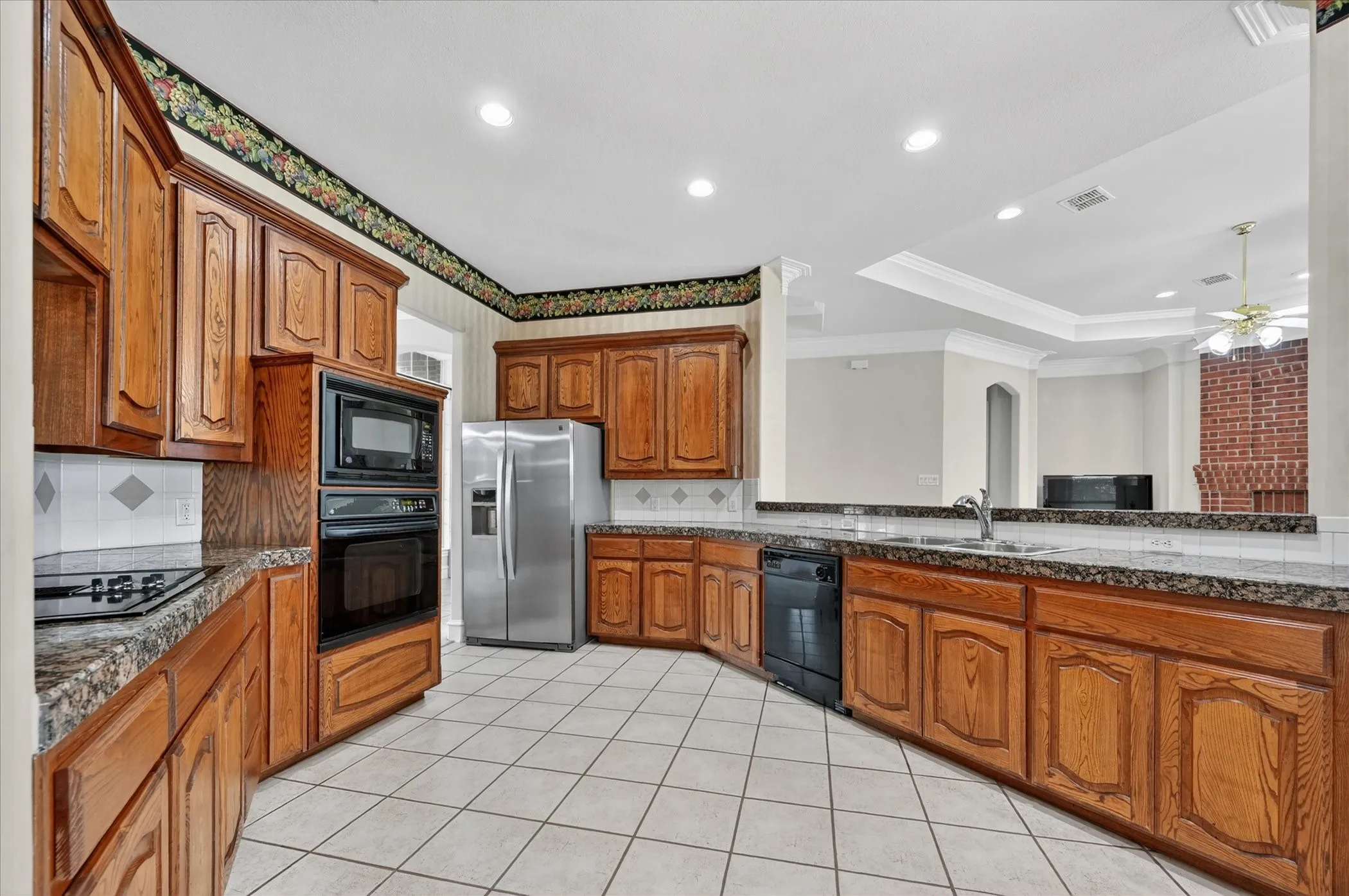 Single Family Residence For Sale in Denton County , 4409 Argyle Lane, Denton, Texas 76226, 4 Bedroom, 4 Bathroom, 3 Garage spaces, 3,005 Sqft, built in 2001, mls#21339956, Real Estate Agent in Denton, Homes For Sale in Denton county, Homes For Sale in Denton, Realtor in Denton Texas, Real Estate Brokerage Independent Realty Texas, Luminita Cordes Realtor