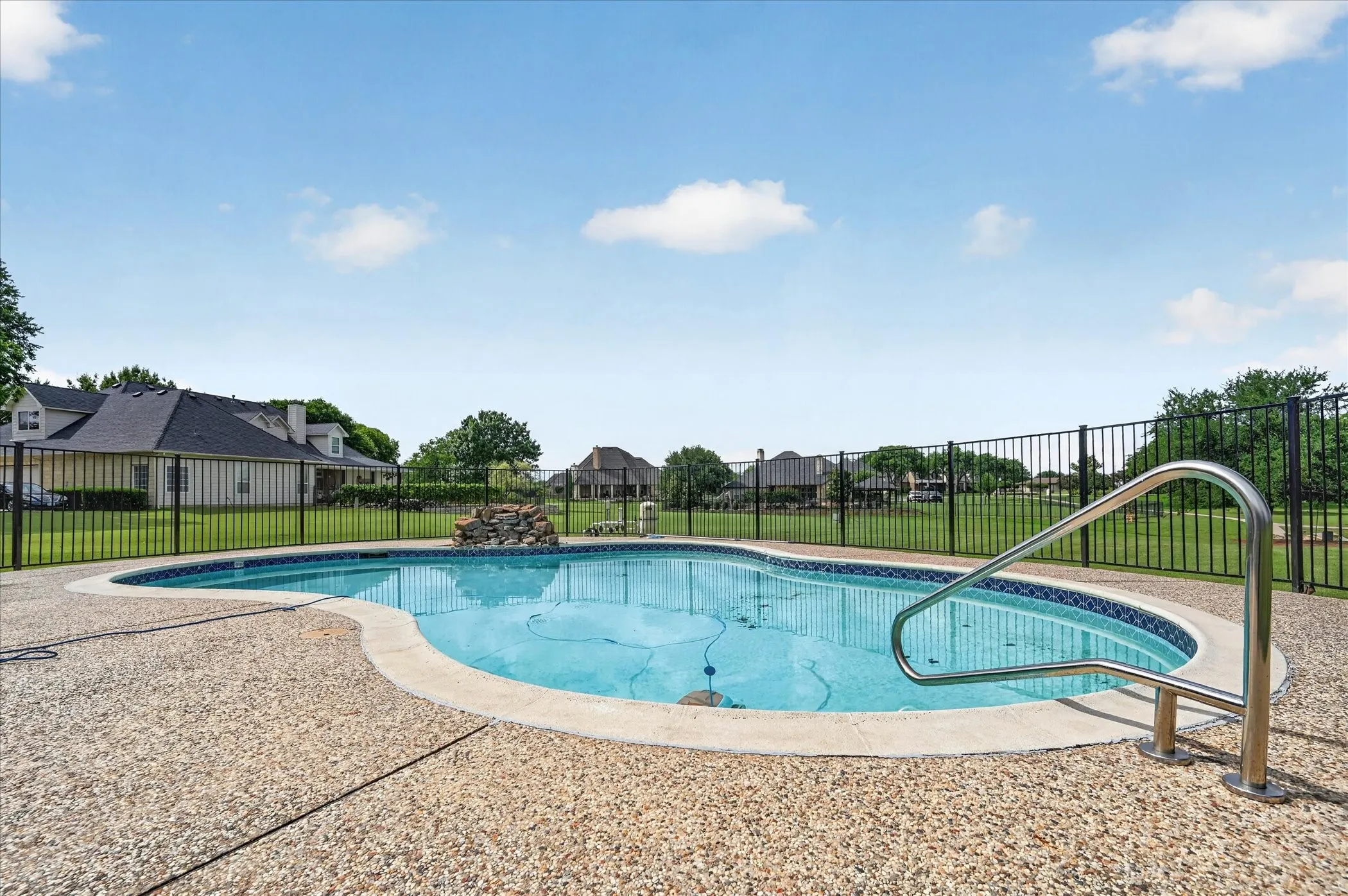 Single Family Residence For Sale in Denton County , 4409 Argyle Lane, Denton, Texas 76226, 4 Bedroom, 4 Bathroom, 3 Garage spaces, 3,005 Sqft, built in 2001, mls#21339956, Real Estate Agent in Denton, Homes For Sale in Denton county, Homes For Sale in Denton, Realtor in Denton Texas, Real Estate Brokerage Independent Realty Texas, Luminita Cordes Realtor