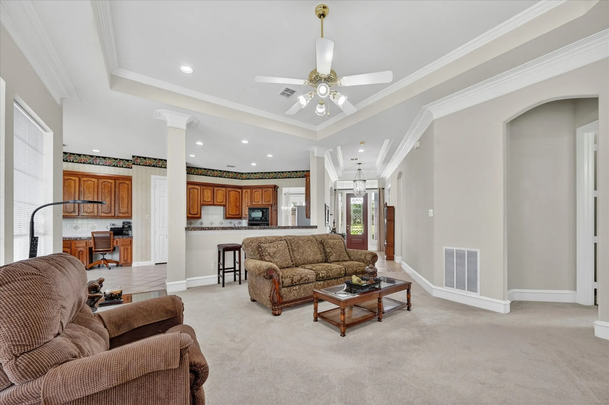 Single Family Residence For Sale in Denton County , 4409 Argyle Lane, Denton, Texas 76226, 4 Bedroom, 4 Bathroom, 3 Garage spaces, 3,005 Sqft, built in 2001, mls#21339956, Real Estate Agent in Denton, Homes For Sale in Denton county, Homes For Sale in Denton, Realtor in Denton Texas, Real Estate Brokerage Independent Realty Texas, Luminita Cordes Realtor