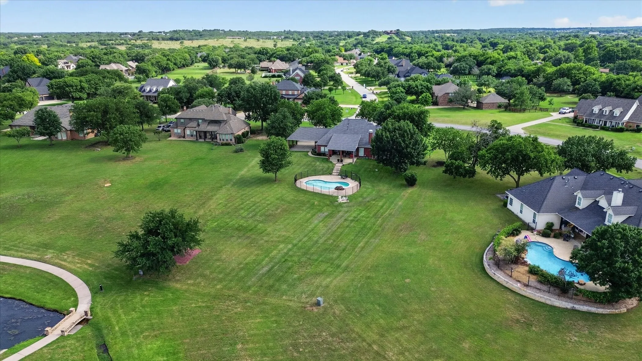 Single Family Residence For Sale in Denton County , 4409 Argyle Lane, Denton, Texas 76226, 4 Bedroom, 4 Bathroom, 3 Garage spaces, 3,005 Sqft, built in 2001, mls#21339956, Real Estate Agent in Denton, Homes For Sale in Denton county, Homes For Sale in Denton, Realtor in Denton Texas, Real Estate Brokerage Independent Realty Texas, Luminita Cordes Realtor