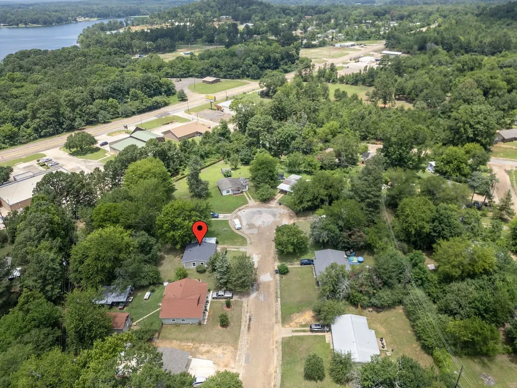 Single Family Residence For Sale in Morris County , 327 Randolph Street, Lone Star, Texas 75668, 2 Bedroom, 1 Bathroom, Garage spaces, 702 Sqft, built in 1955, Price $112,000, mls#21316474, Real Estate Agent in Lone Star, Homes For Sale in Morris county, Homes For Sale in Lone Star, Realtor in Lone Star Texas, Real Estate Brokerage Independent Realty Texas, Luminita Cordes Realtor