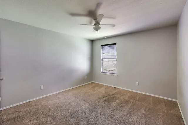 Single Family Residence For Sale in Tarrant County , 9004 Cloudveil Drive, Arlington, Texas 76002, 3 Bedroom, 2 Bathroom, 2 Garage spaces, 1,987 Sqft, built in 2013, mls#21340605, Real Estate Agent in Arlington, Homes For Sale in Tarrant county, Homes For Sale in Arlington, Realtor in Arlington Texas, Real Estate Brokerage Independent Realty Texas, Luminita Cordes Realtor