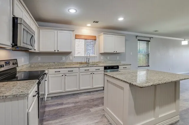Single Family Residence For Sale in Tarrant County , 9004 Cloudveil Drive, Arlington, Texas 76002, 3 Bedroom, 2 Bathroom, 2 Garage spaces, 1,987 Sqft, built in 2013, mls#21340605, Real Estate Agent in Arlington, Homes For Sale in Tarrant county, Homes For Sale in Arlington, Realtor in Arlington Texas, Real Estate Brokerage Independent Realty Texas, Luminita Cordes Realtor