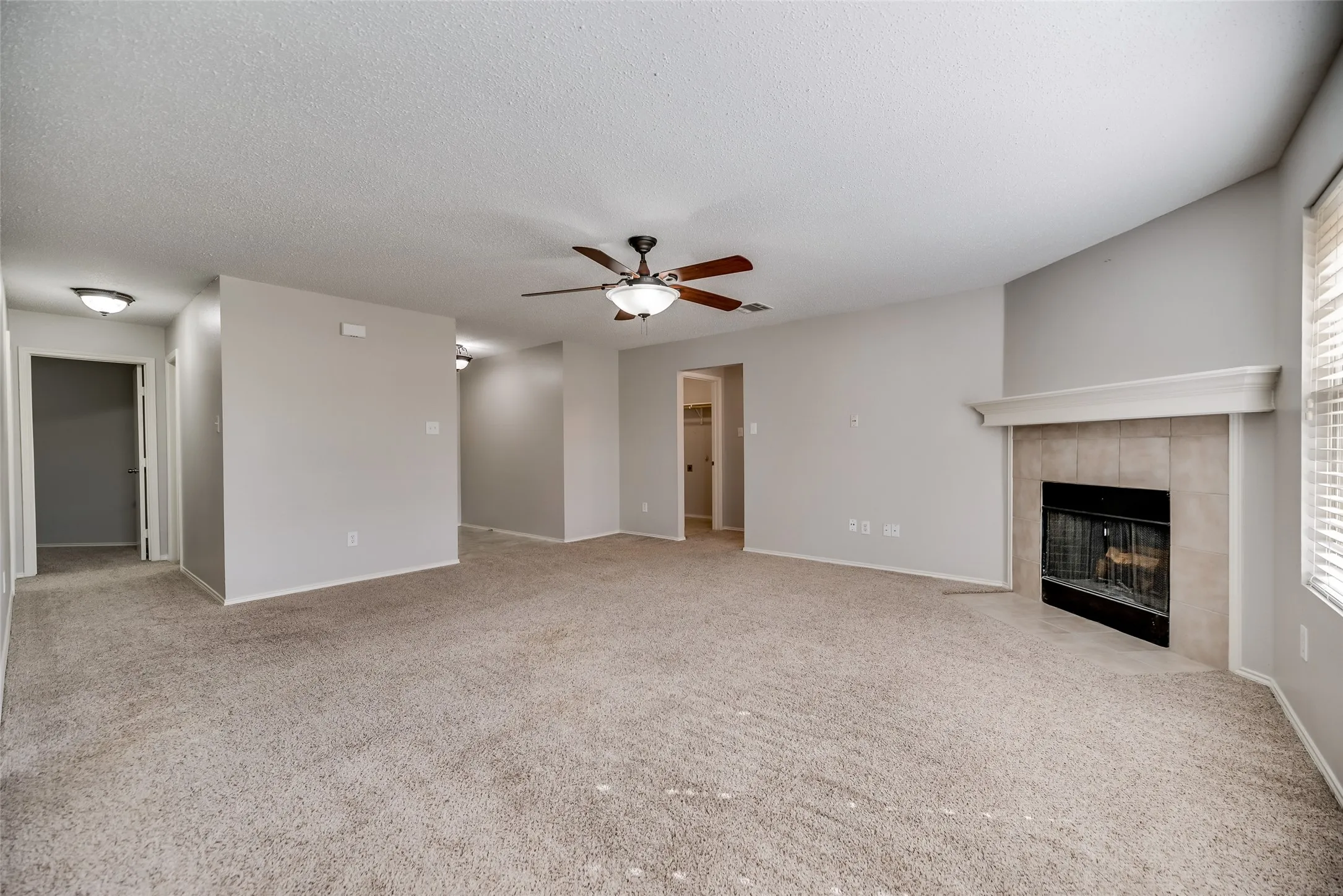 Single Family Residence For Sale in Collin County , 9913 George Bush Drive, Mc Kinney, Texas 75072, 3 Bedroom, 2 Bathroom, 2 Garage spaces, 1,509 Sqft, built in 2005, mls#21305965, Real Estate Agent in Mc Kinney, Homes For Sale in Collin county, Homes For Sale in Mc Kinney, Realtor in Mc Kinney Texas, Real Estate Brokerage Independent Realty Texas, Luminita Cordes Realtor