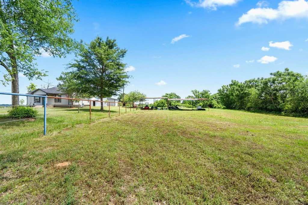 Single Family Residence For Sale in Cass County , 8869 County Road 1617, Avinger, Texas 75630, 2 Bedrooms, 1 Bathroom, Garage spaces, 1,136 Sqft, built in 1940, Price $212,000, mls#21310637, Real Estate Agent in Avinger, Homes For Sale in Cass county, Homes For Sale in Avinger, Realtor in Avinger Texas, Real Estate Brokerage Independent Realty Texas, Luminita Cordes Realtor