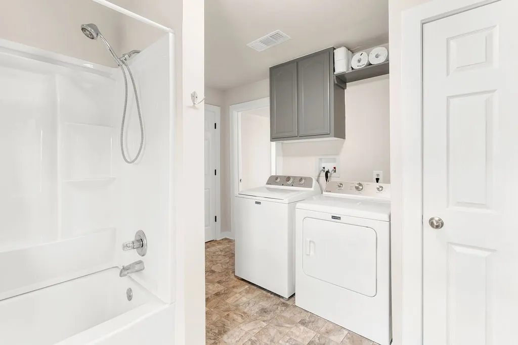 Single Family Residence For Sale in Cass County , 8869 County Road 1617, Avinger, Texas 75630, 2 Bedrooms, 1 Bathroom, Garage spaces, 1,136 Sqft, built in 1940, Price $212,000, mls#21310637, Real Estate Agent in Avinger, Homes For Sale in Cass county, Homes For Sale in Avinger, Realtor in Avinger Texas, Real Estate Brokerage Independent Realty Texas, Luminita Cordes Realtor