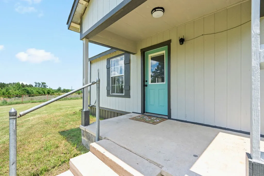 Single Family Residence For Sale in Cass County , 8869 County Road 1617, Avinger, Texas 75630, 2 Bedrooms, 1 Bathroom, Garage spaces, 1,136 Sqft, built in 1940, Price $212,000, mls#21310637, Real Estate Agent in Avinger, Homes For Sale in Cass county, Homes For Sale in Avinger, Realtor in Avinger Texas, Real Estate Brokerage Independent Realty Texas, Luminita Cordes Realtor