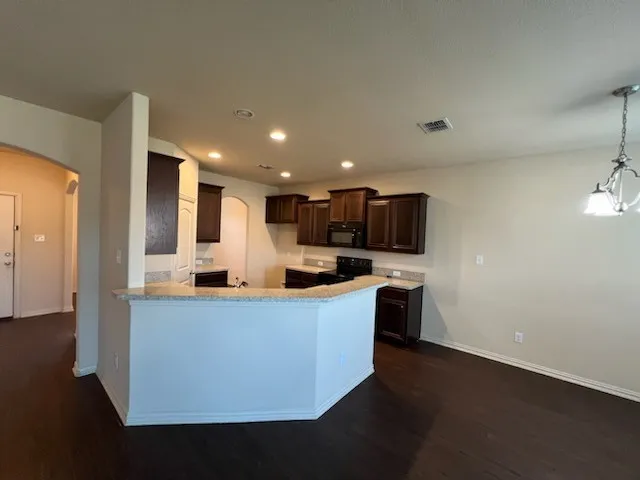 Single Family Residence For Rent in Tarrant County , 3729 Caladium Lane, Forest Hill, Texas 76140, 5 Bedroom, 3 Bathroom, 2 Garage spaces, 2,804 Sqft, built in 2016, Price $2,450, mls#21341250, Real Estate Agent in Forest Hill, Homes For Rent in Tarrant county, Homes For Rent in Forest Hill, Realtor in Forest Hill Texas, Real Estate Brokerage Independent Realty Texas, Luminita Cordes Realtor