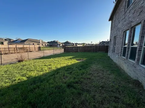 Single Family Residence For Rent in Tarrant County , 3729 Caladium Lane, Forest Hill, Texas 76140, 5 Bedroom, 3 Bathroom, 2 Garage spaces, 2,804 Sqft, built in 2016, Price $2,450, mls#21341250, Real Estate Agent in Forest Hill, Homes For Rent in Tarrant county, Homes For Rent in Forest Hill, Realtor in Forest Hill Texas, Real Estate Brokerage Independent Realty Texas, Luminita Cordes Realtor