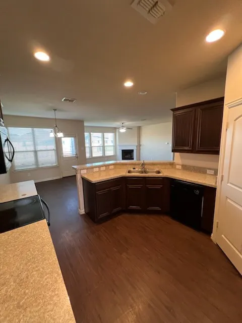 Single Family Residence For Rent in Tarrant County , 3729 Caladium Lane, Forest Hill, Texas 76140, 5 Bedroom, 3 Bathroom, 2 Garage spaces, 2,804 Sqft, built in 2016, Price $2,450, mls#21341250, Real Estate Agent in Forest Hill, Homes For Rent in Tarrant county, Homes For Rent in Forest Hill, Realtor in Forest Hill Texas, Real Estate Brokerage Independent Realty Texas, Luminita Cordes Realtor