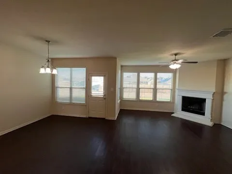 Single Family Residence For Rent in Tarrant County , 3729 Caladium Lane, Forest Hill, Texas 76140, 5 Bedroom, 3 Bathroom, 2 Garage spaces, 2,804 Sqft, built in 2016, Price $2,450, mls#21341250, Real Estate Agent in Forest Hill, Homes For Rent in Tarrant county, Homes For Rent in Forest Hill, Realtor in Forest Hill Texas, Real Estate Brokerage Independent Realty Texas, Luminita Cordes Realtor