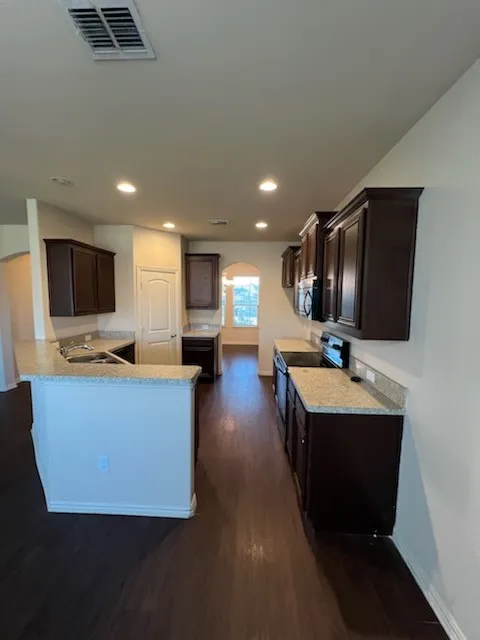 Single Family Residence For Rent in Tarrant County , 3729 Caladium Lane, Forest Hill, Texas 76140, 5 Bedroom, 3 Bathroom, 2 Garage spaces, 2,804 Sqft, built in 2016, Price $2,450, mls#21341250, Real Estate Agent in Forest Hill, Homes For Rent in Tarrant county, Homes For Rent in Forest Hill, Realtor in Forest Hill Texas, Real Estate Brokerage Independent Realty Texas, Luminita Cordes Realtor