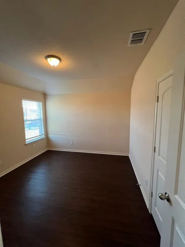 Single Family Residence For Rent in Tarrant County , 3729 Caladium Lane, Forest Hill, Texas 76140, 5 Bedroom, 3 Bathroom, 2 Garage spaces, 2,804 Sqft, built in 2016, Price $2,450, mls#21341250, Real Estate Agent in Forest Hill, Homes For Rent in Tarrant county, Homes For Rent in Forest Hill, Realtor in Forest Hill Texas, Real Estate Brokerage Independent Realty Texas, Luminita Cordes Realtor