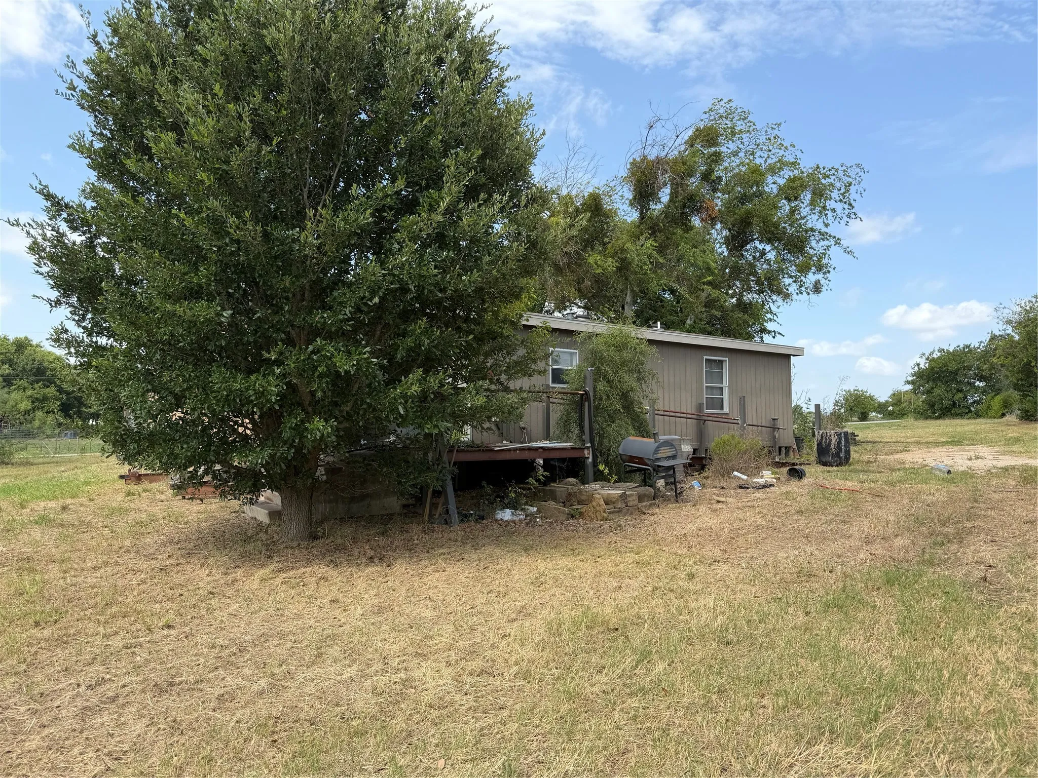 Manufactured Home For Sale in Johnson County , 7208 Sky Road, Joshua, Texas 76058, 3 Bedroom, 2 Bathroom, Garage spaces, 0 Sqft, built in 1997, mls#21314881, Real Estate Agent in Joshua, Homes For Sale in Johnson county, Homes For Sale in Joshua, Realtor in Joshua Texas, Real Estate Brokerage Independent Realty Texas, Luminita Cordes Realtor