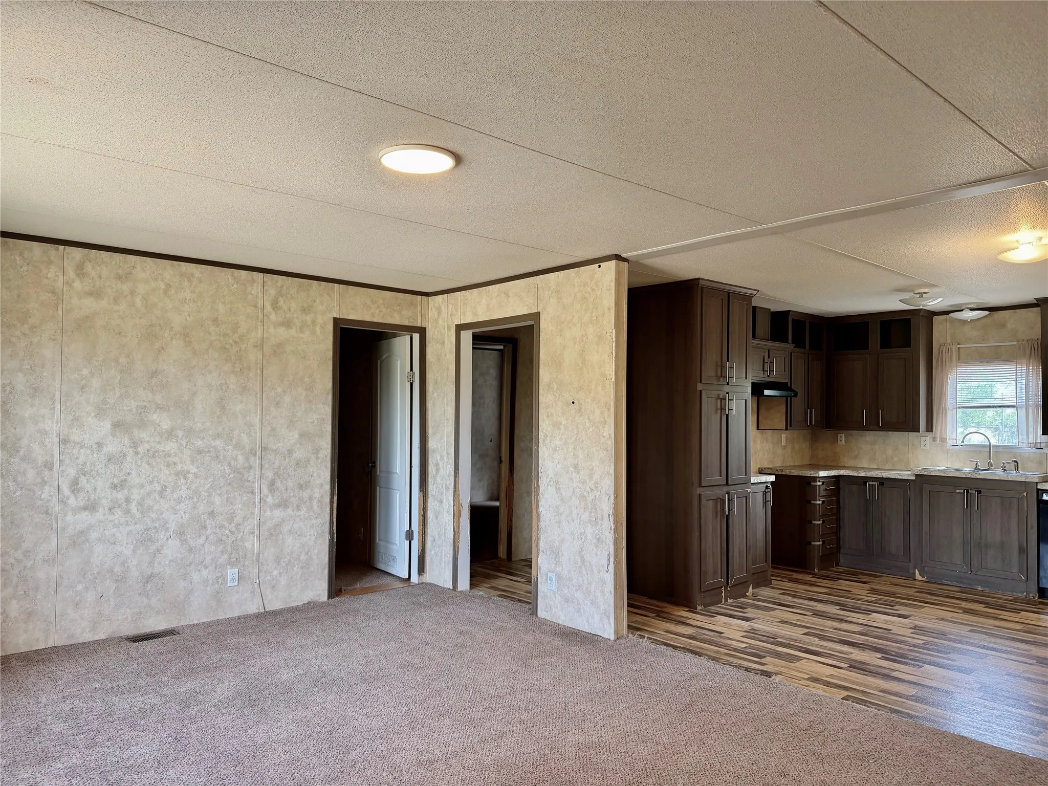 Manufactured Home For Sale in Johnson County , 7208 Sky Road, Joshua, Texas 76058, 3 Bedroom, 2 Bathroom, Garage spaces, 0 Sqft, built in 1997, mls#21314881, Real Estate Agent in Joshua, Homes For Sale in Johnson county, Homes For Sale in Joshua, Realtor in Joshua Texas, Real Estate Brokerage Independent Realty Texas, Luminita Cordes Realtor