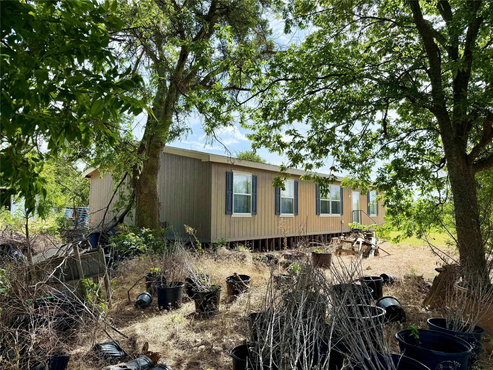 Manufactured Home For Sale in Johnson County , 7208 Sky Road, Joshua, Texas 76058, 3 Bedroom, 2 Bathroom, Garage spaces, 0 Sqft, built in 1997, mls#21314881, Real Estate Agent in Joshua, Homes For Sale in Johnson county, Homes For Sale in Joshua, Realtor in Joshua Texas, Real Estate Brokerage Independent Realty Texas, Luminita Cordes Realtor