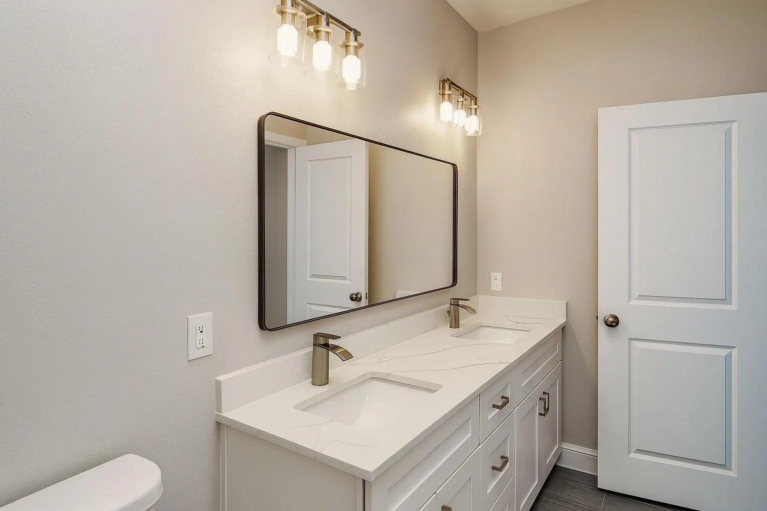 Single Family Residence For Rent in Hood County , 1023 Mustang Trail, Granbury, Texas 76049, 3 Bedroom, 2 Bathroom, 2 Garage spaces, 1,699 Sqft, built in 2025, mls#21341258, Real Estate Agent in Granbury, Homes For Rent in Hood county, Homes For Rent in Granbury, Realtor in Granbury Texas, Real Estate Brokerage Independent Realty Texas, Luminita Cordes Realtor